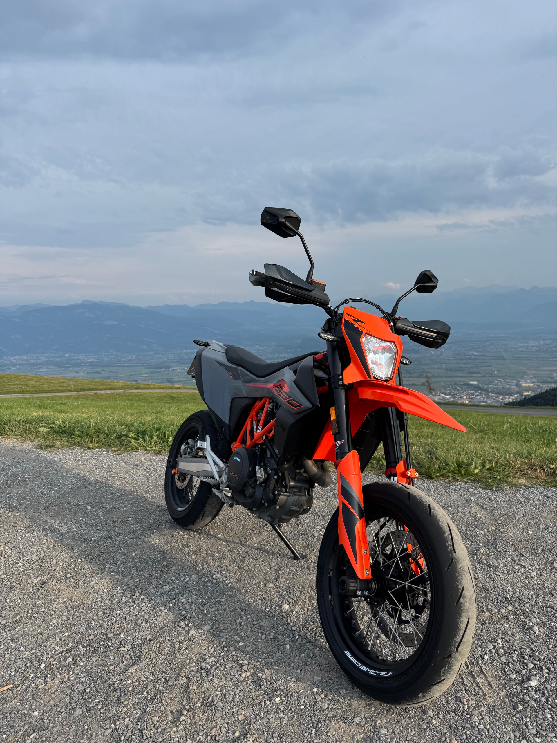 KTM 690 SMC R-image-0