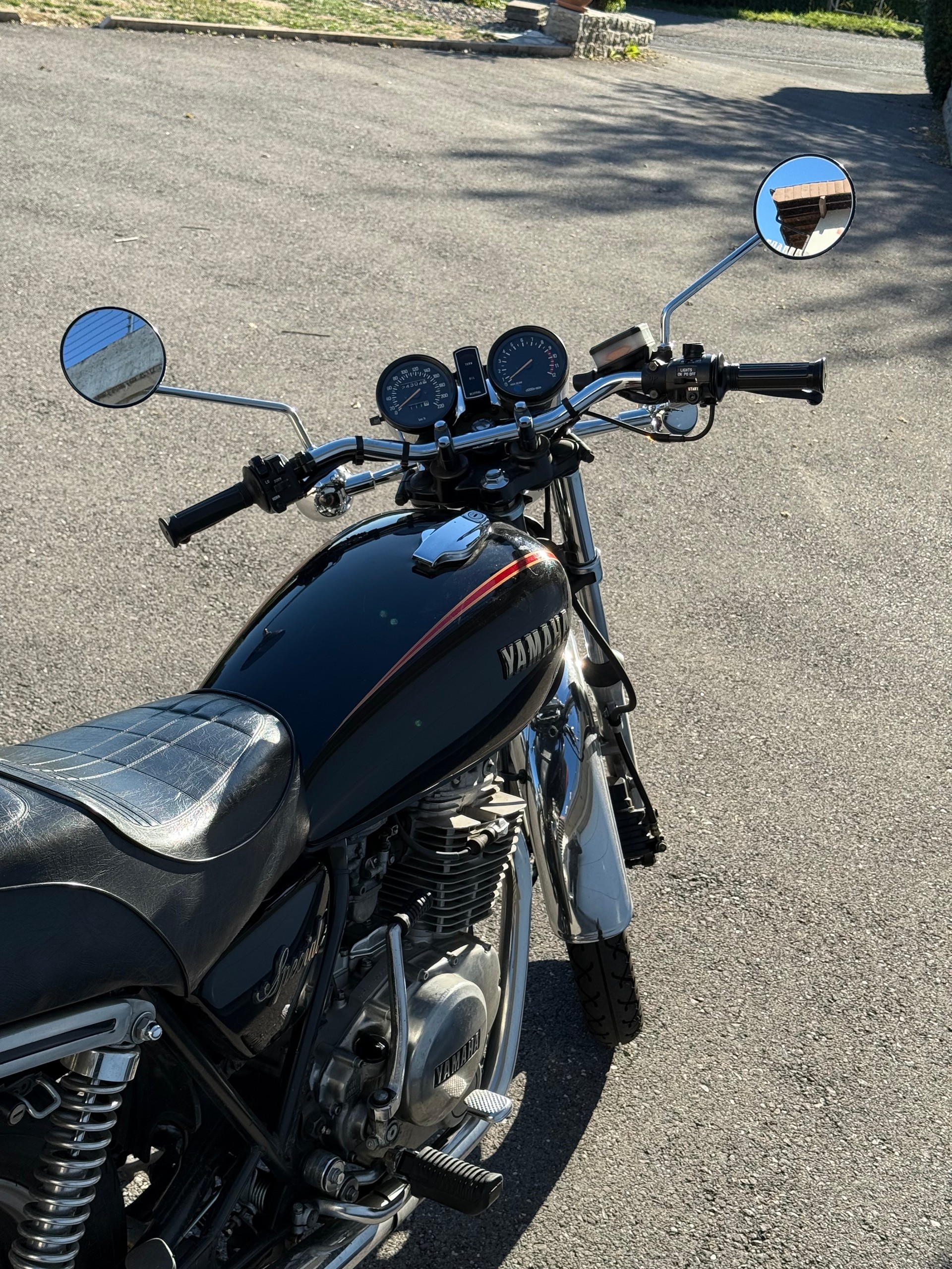 YAMAHA XS 250 SE-image-7