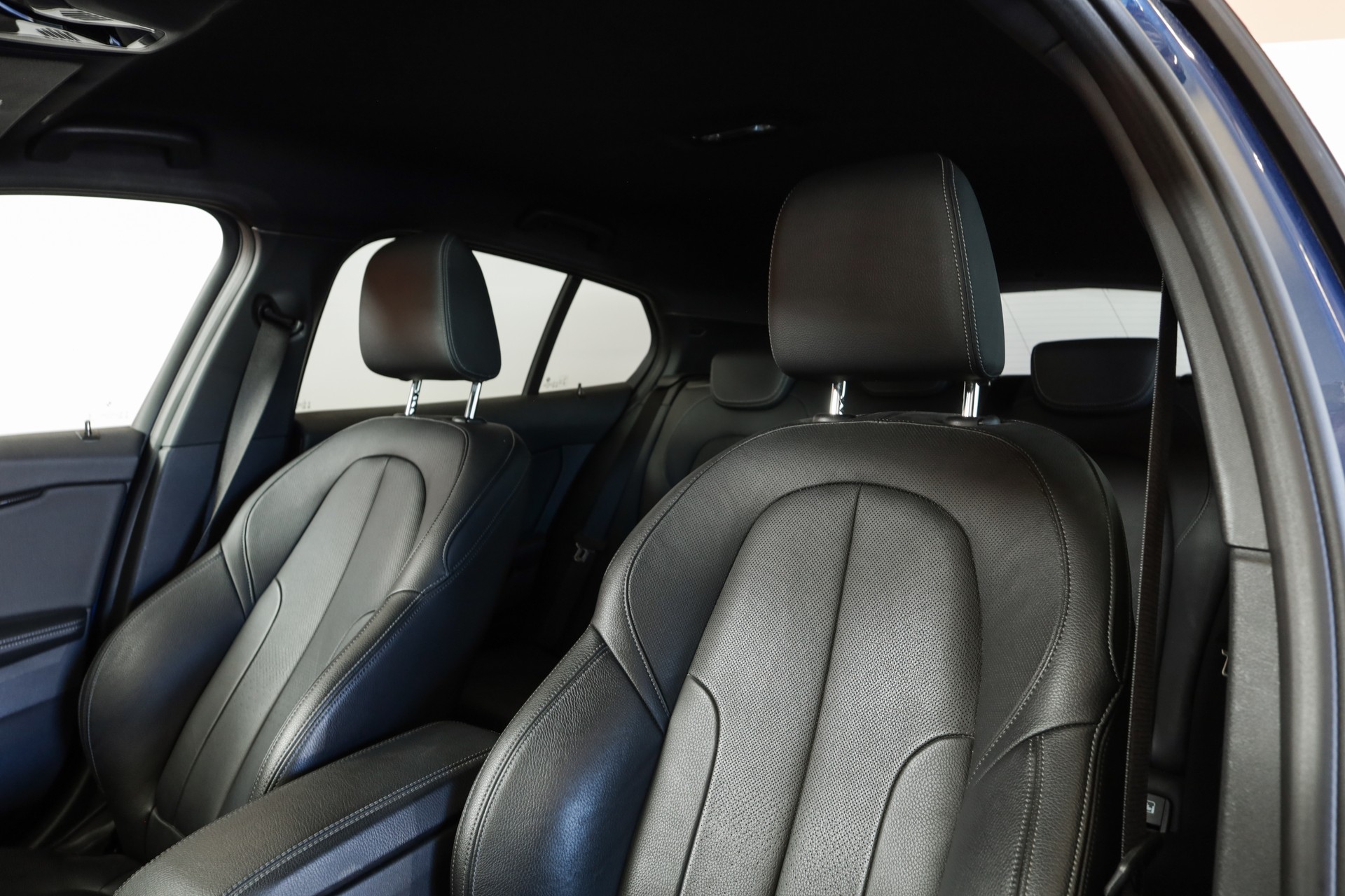 BMW 120d xDrive Steptronic Sport Line • Phytonic Blue • Head-Up • harman/kardon-image-8