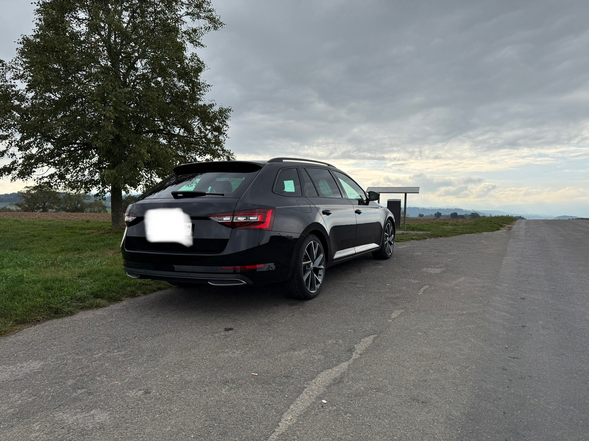 SKODA 2.0 TDI 190 SportLine+ 4x4 DSG-image-8