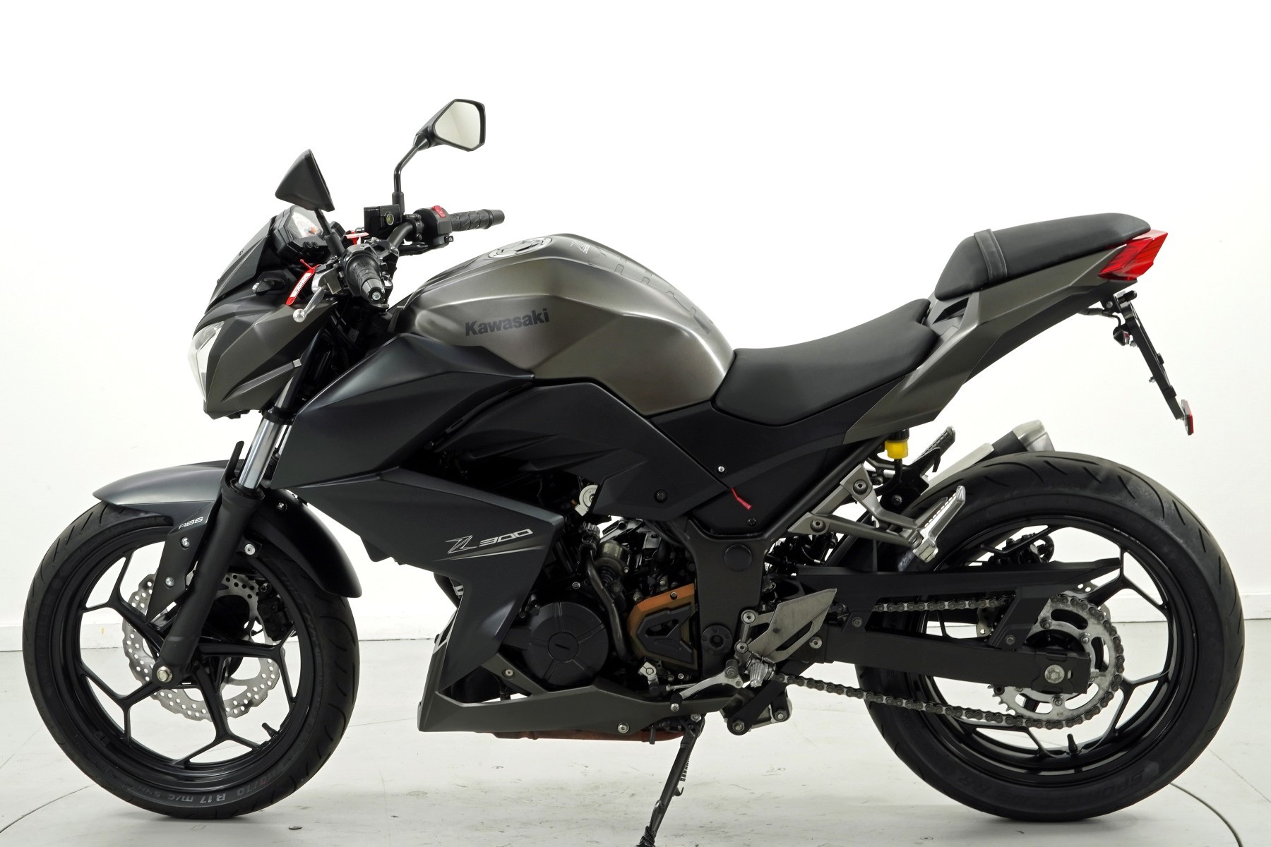 KAWASAKI Z 300 ABS-image-4