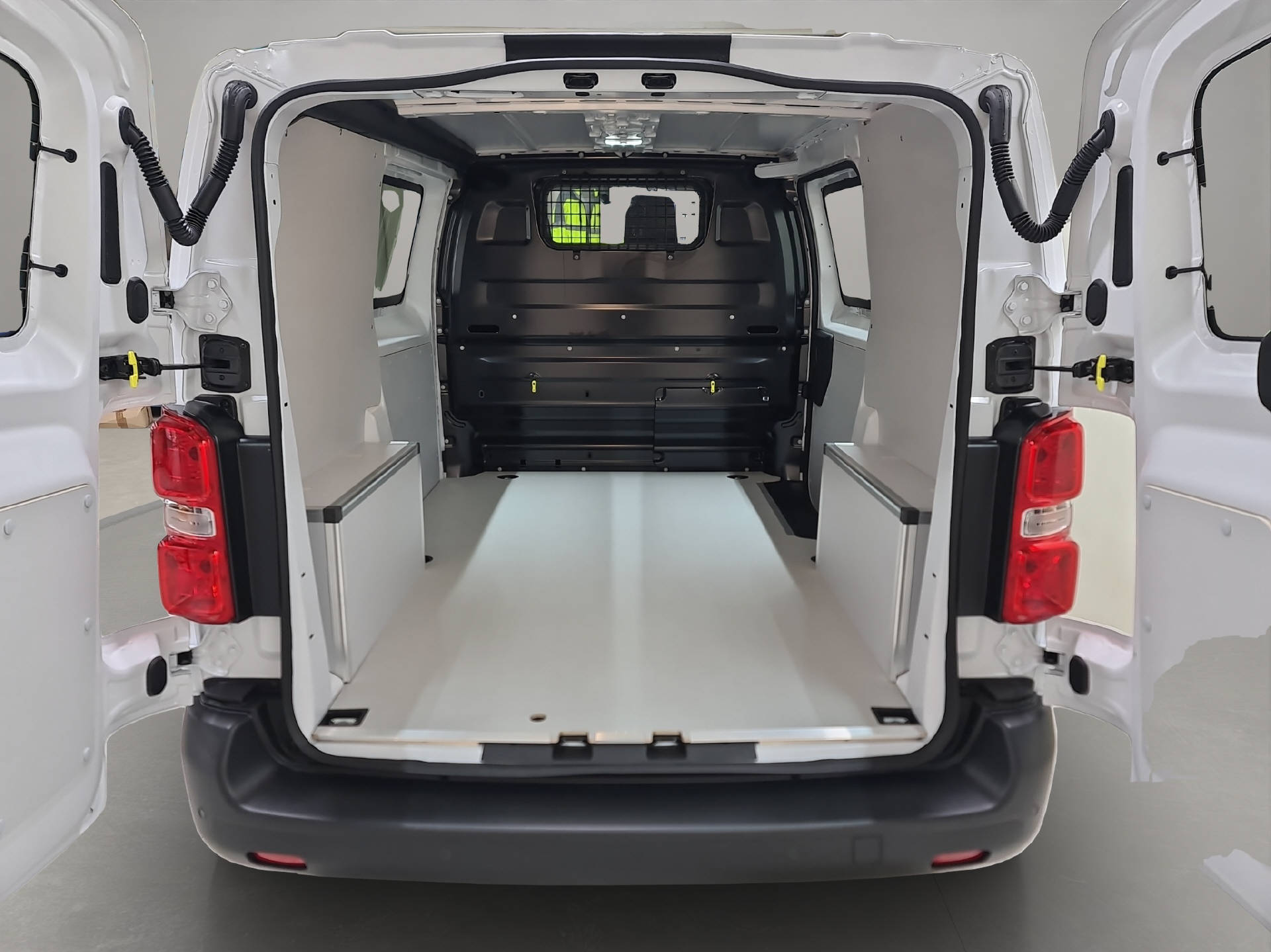 PEUGEOT Expert Kaw. Standard 2.0 BlueHDi 145 S/S-image-10