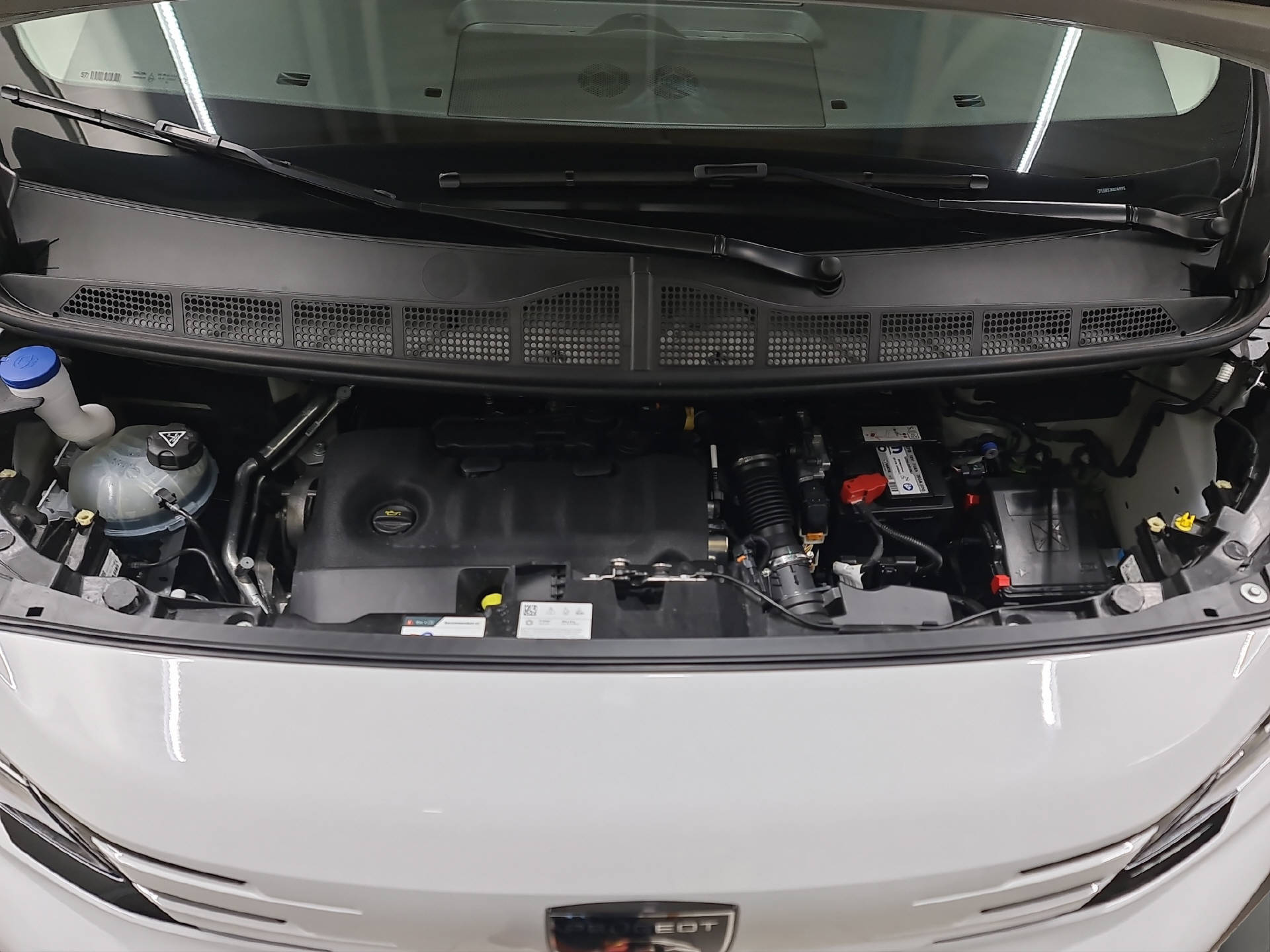 PEUGEOT Expert Kaw. Standard 2.0 BlueHDi 145 S/S-image-13