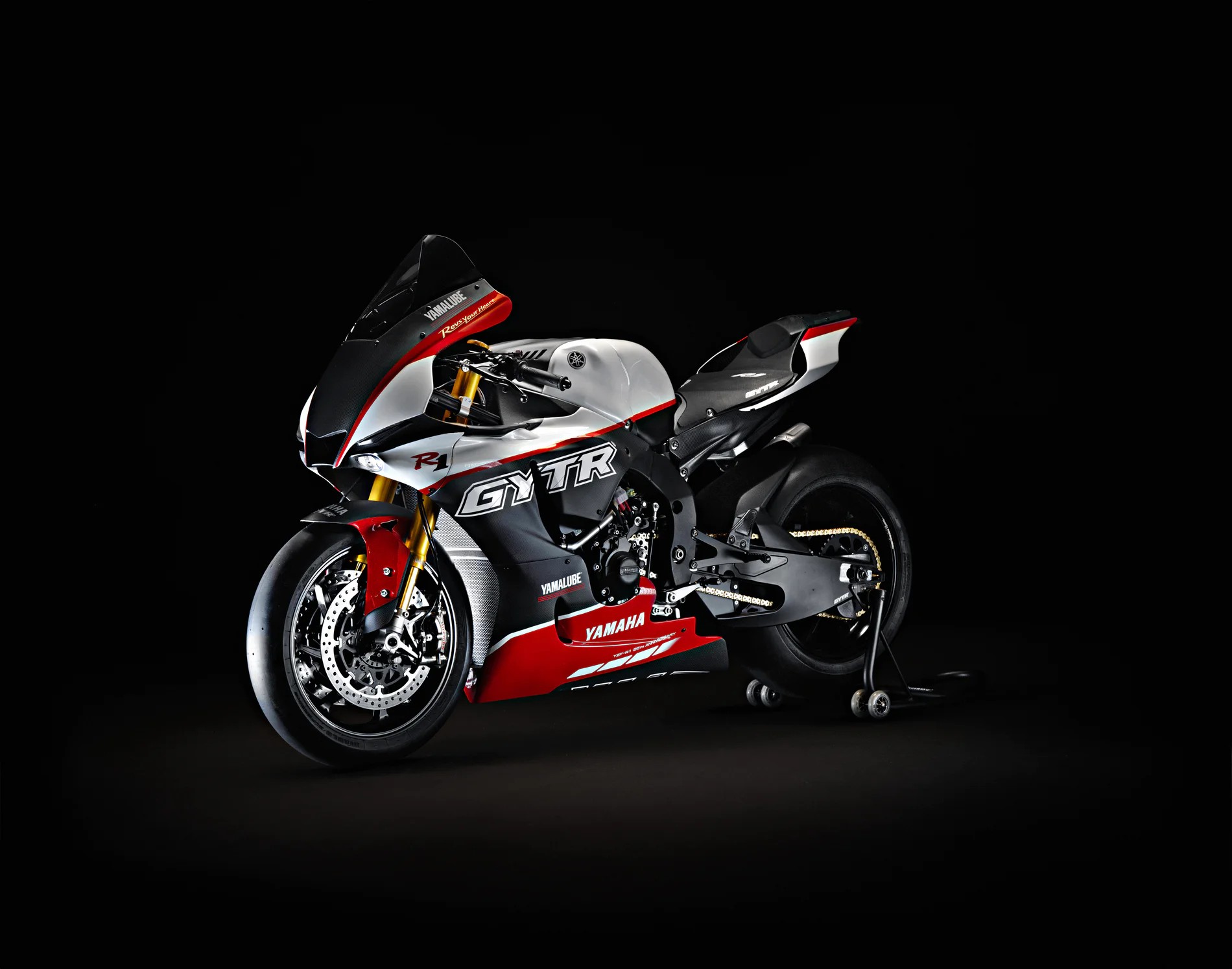 YAMAHA R1 GYTR® PRO-image-1