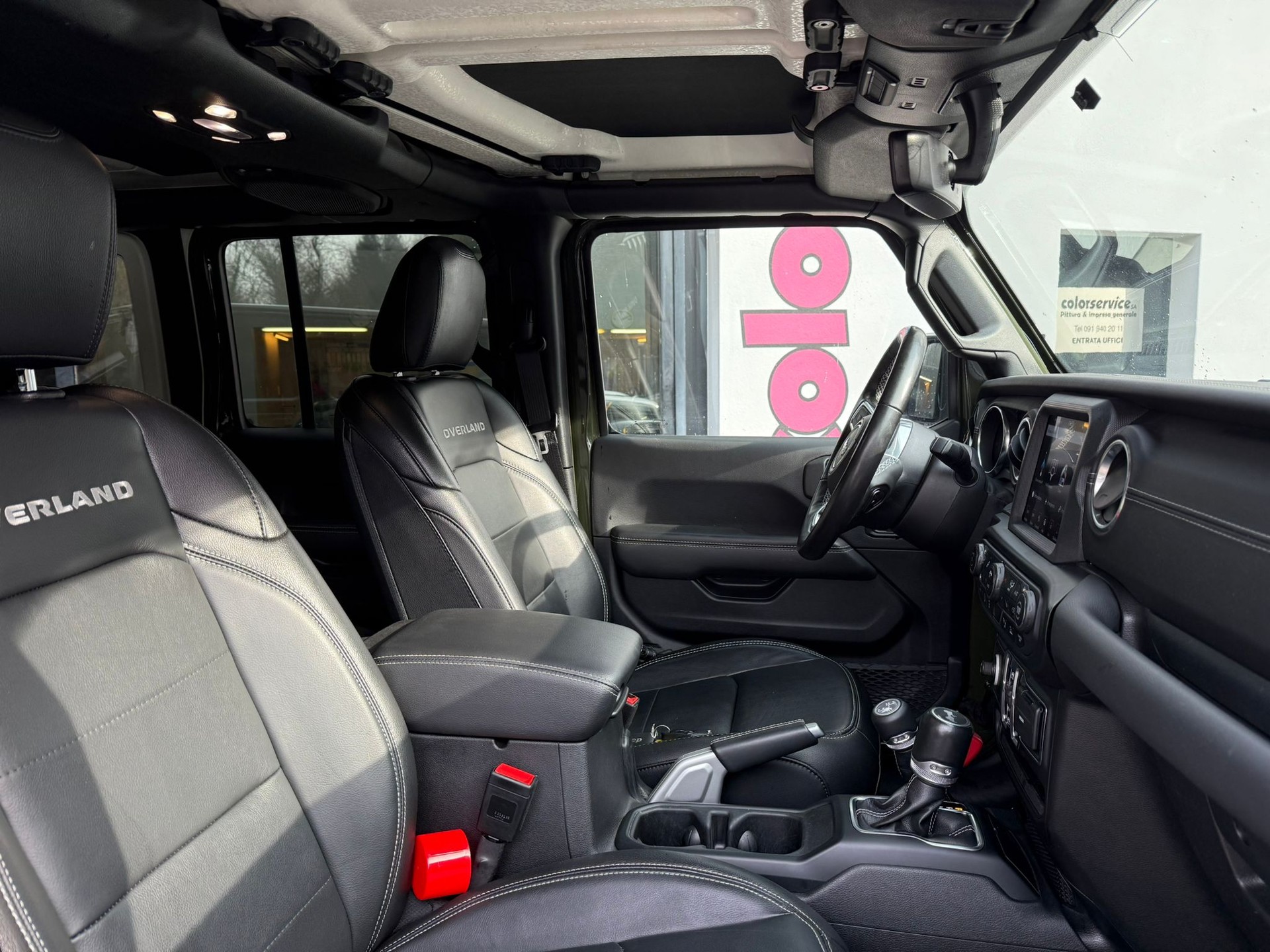 JEEP Wrangler 2.0 Unlimited Overland Automatic-image-13