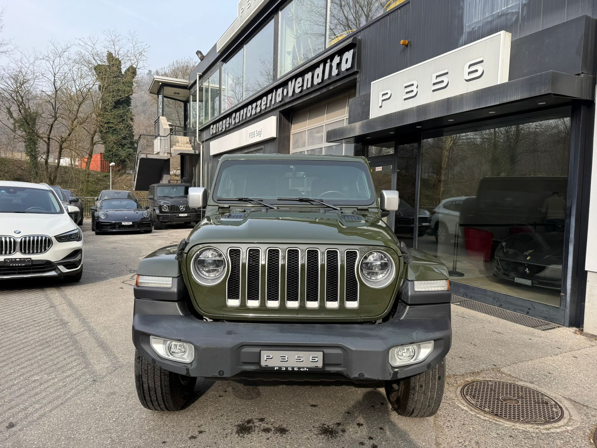 JEEP Wrangler 2.0 Unlimited Overland Automatic-image-2