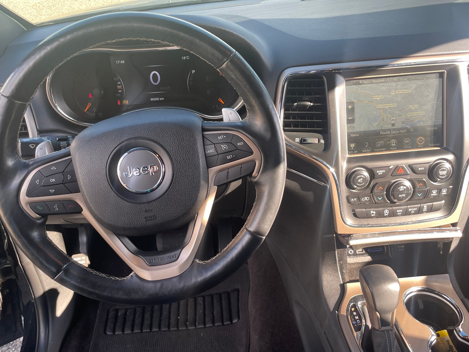 JEEP Grand Cherokee 3.0 CRD Limited Automatic-image-12