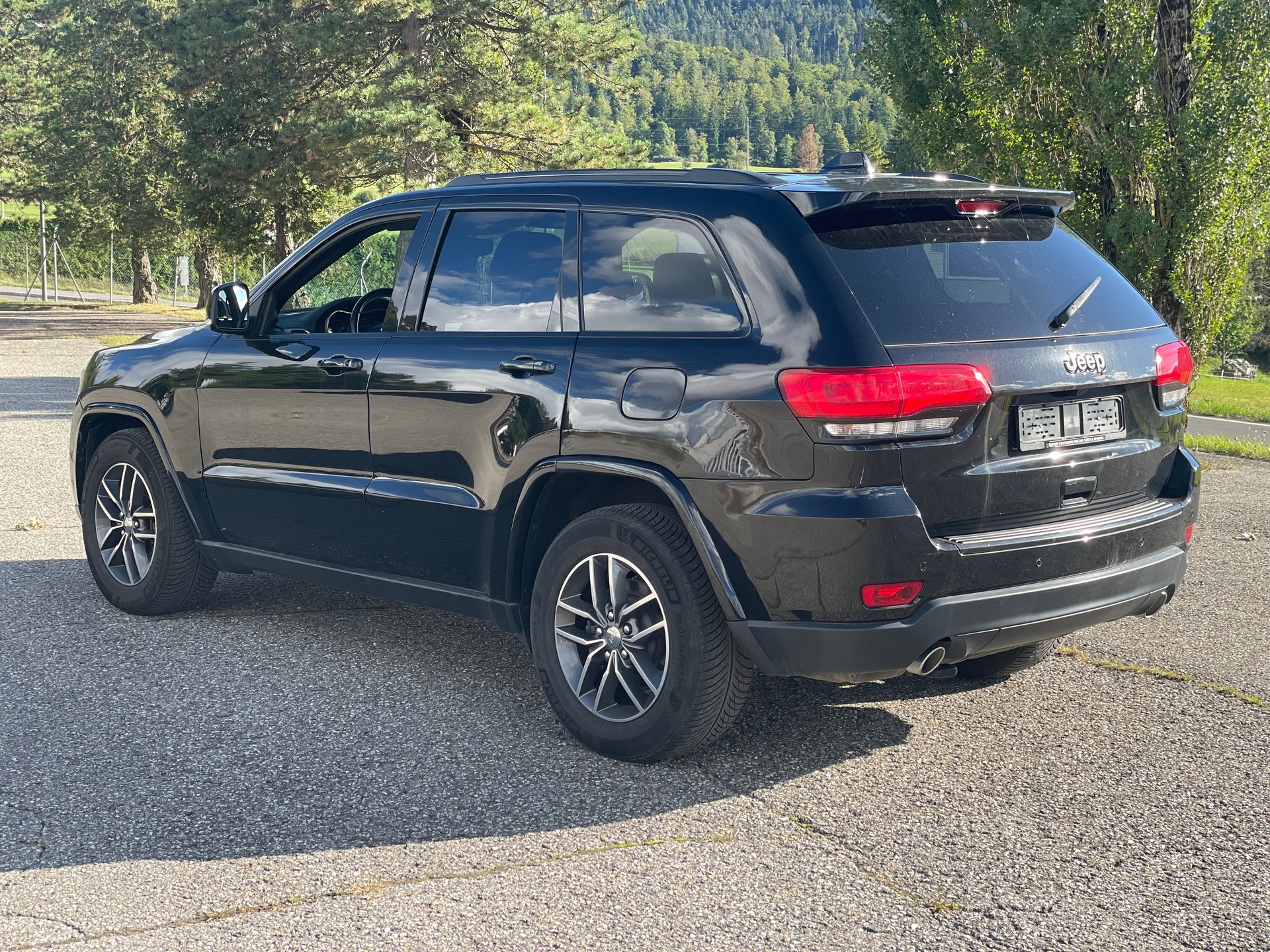 JEEP Grand Cherokee 3.0 CRD Limited Automatic-image-3