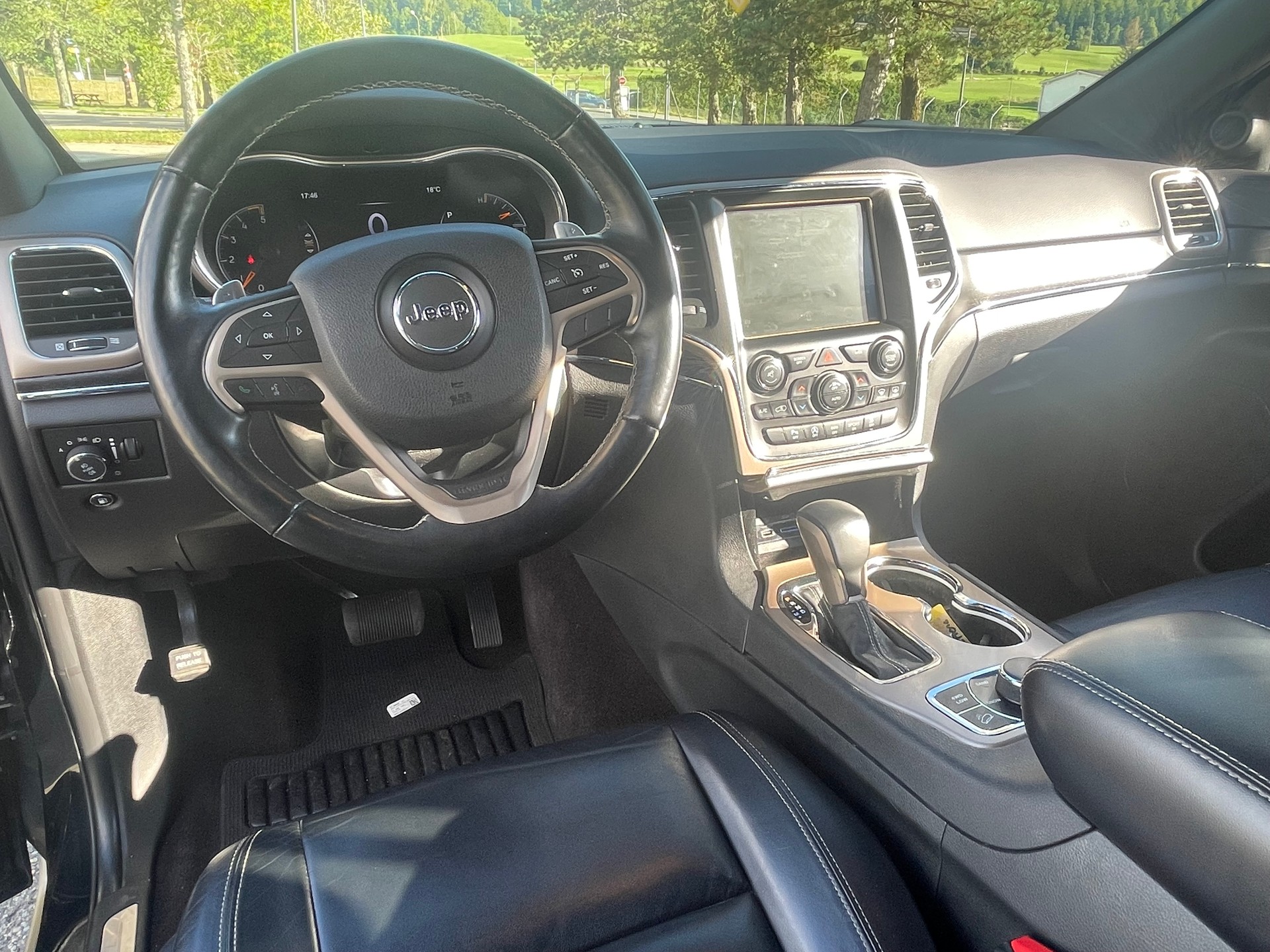 JEEP Grand Cherokee 3.0 CRD Limited Automatic-image-13