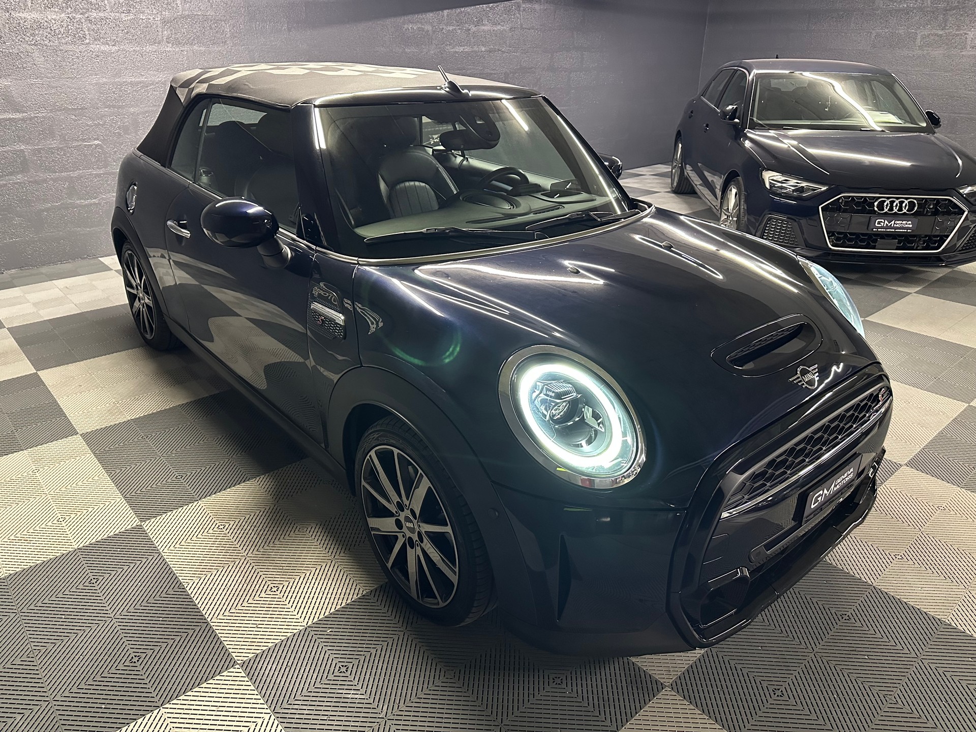 MINI Cooper S Cabriolet Sidewalk Edition DKG-image-3