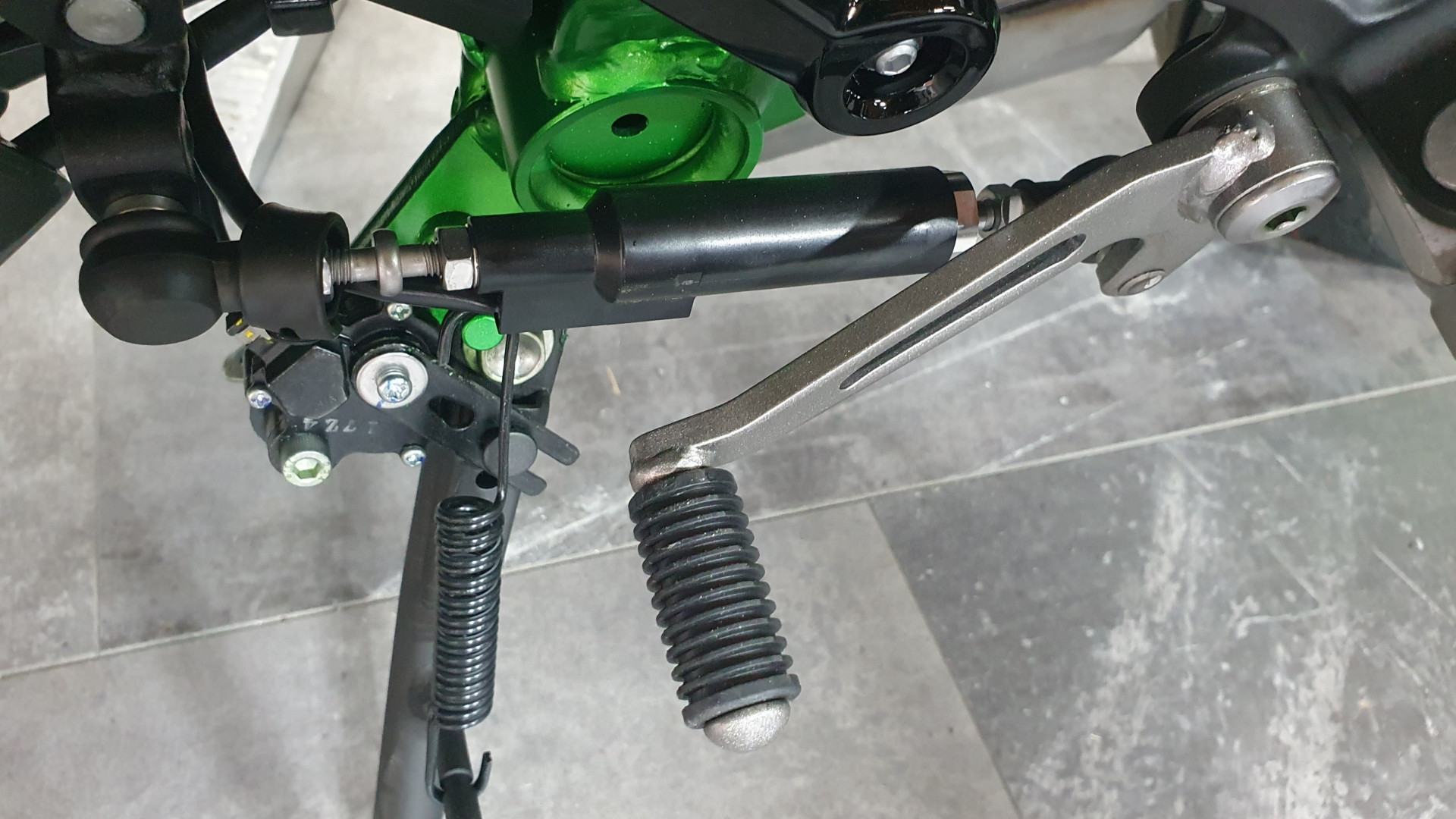 KAWASAKI Z 900 SE-image-9