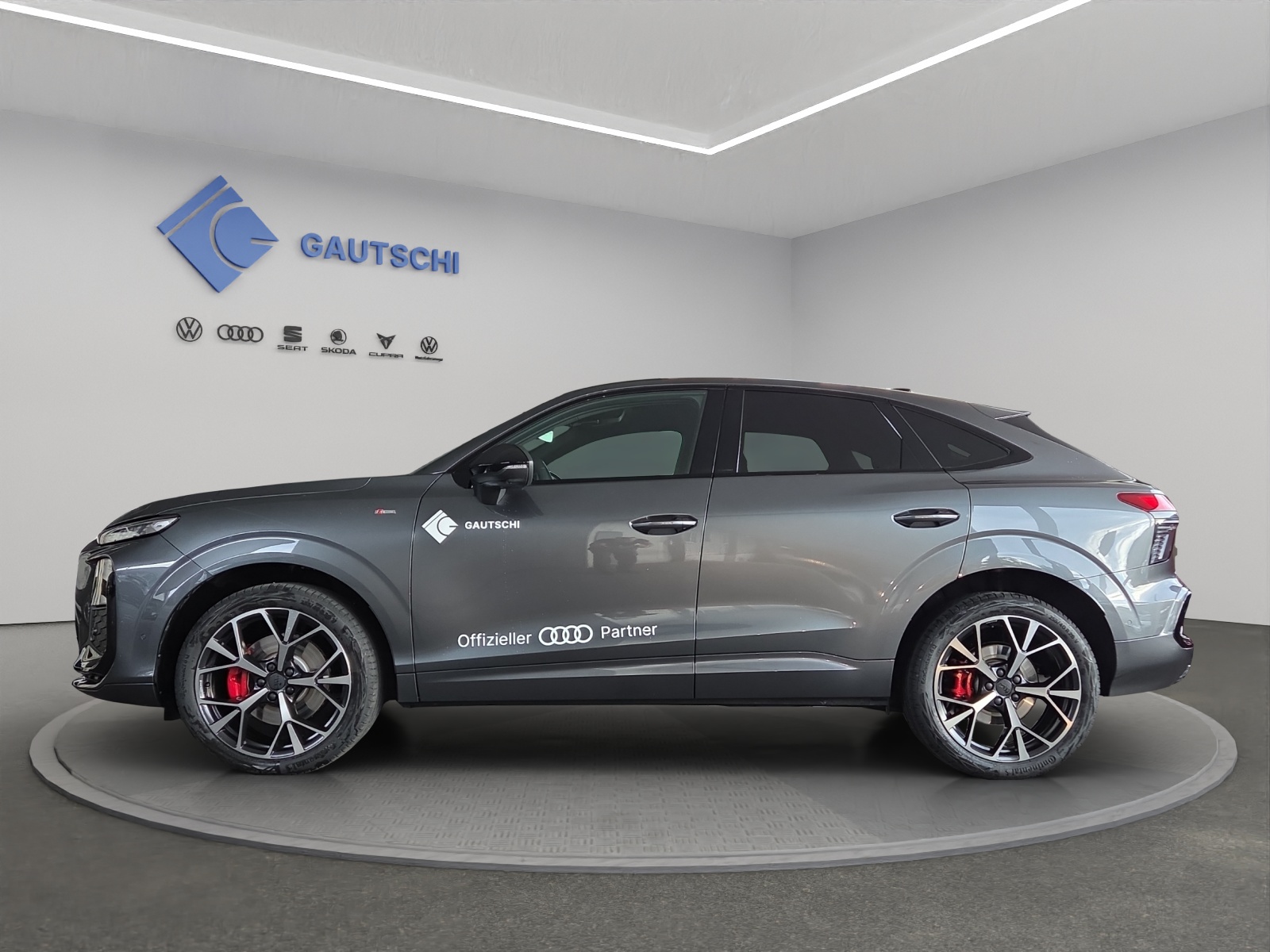 AUDI Q3 Sportback TFSI quattro 195 kW S tronic-image-1