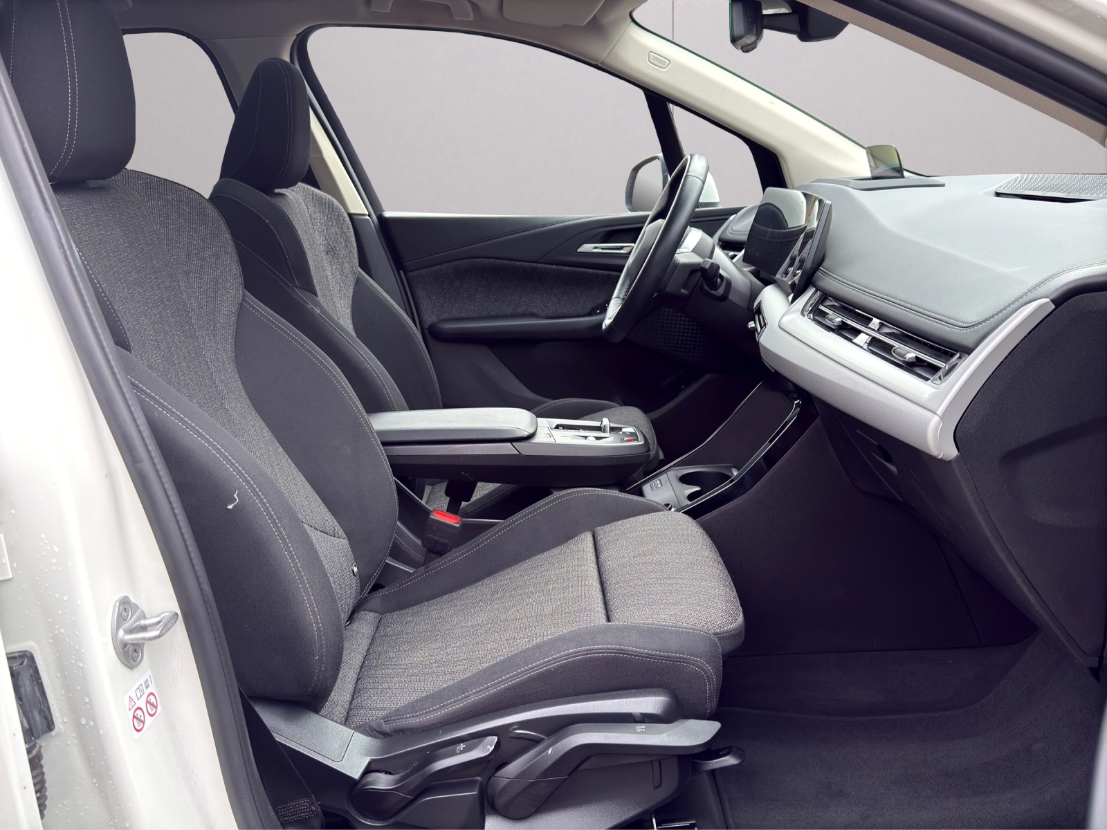 BMW 223d Active Tourer xDrive DKG-image-14