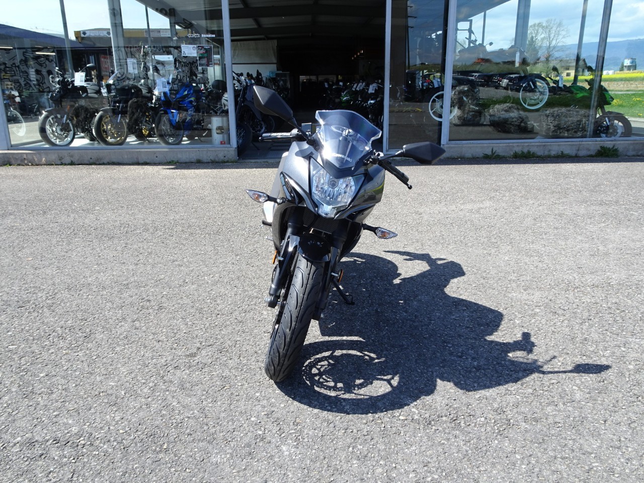 KAWASAKI Ninja 125-image-2