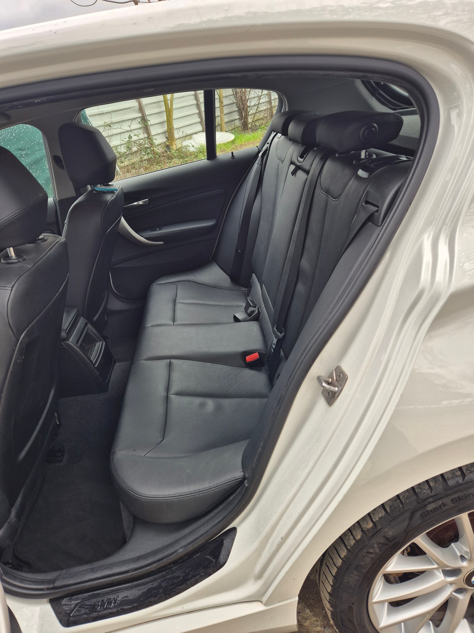BMW 116i Urban Line-image-12