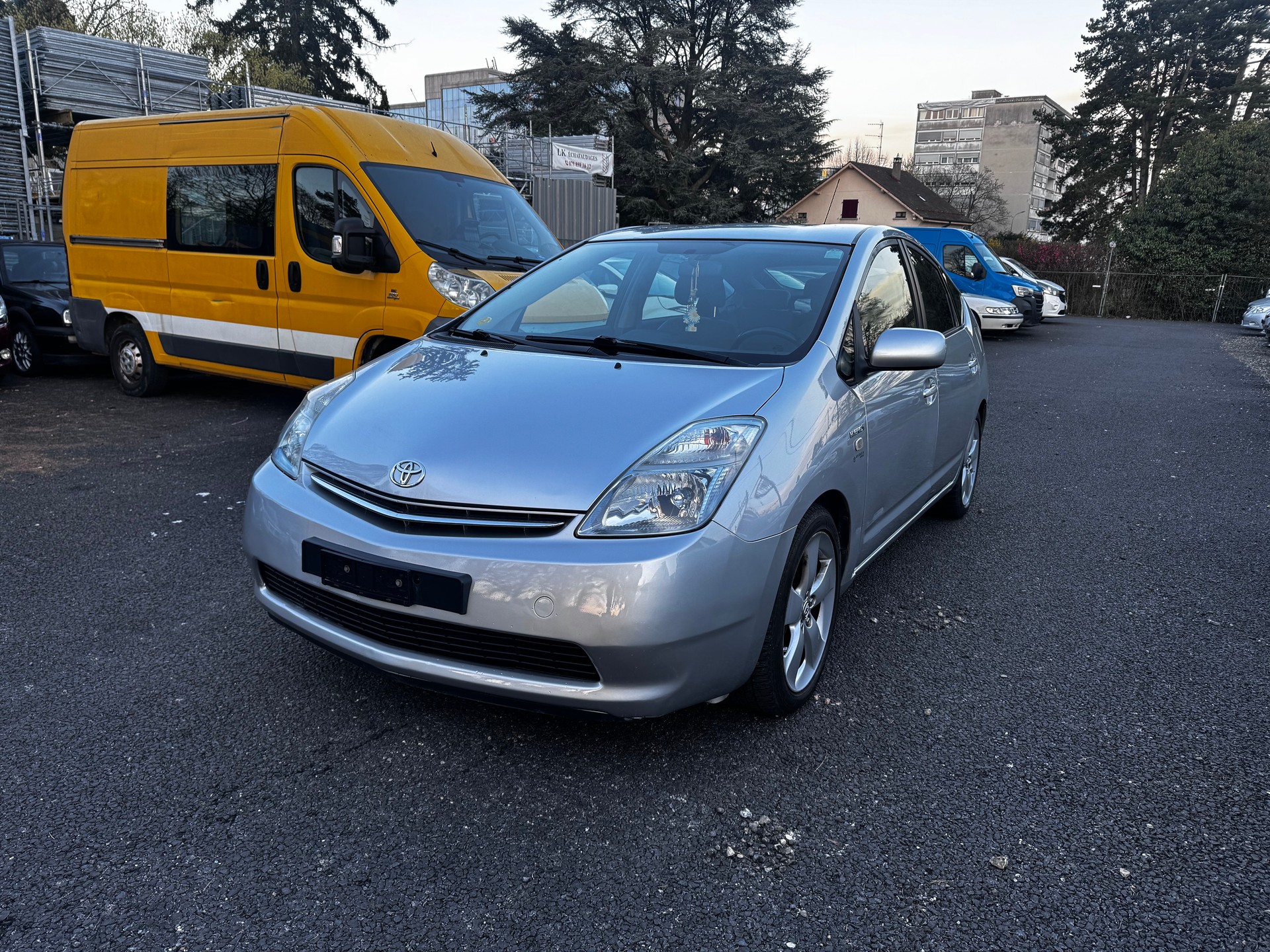 TOYOTA Prius 1.5 16V Hybrid-image-1