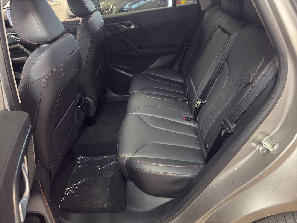 MG HS 1.5 Hybrid Luxury-image-7