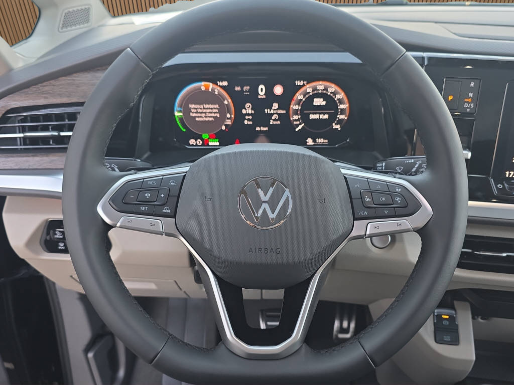 VW Multivan 1.5 TSI eHybrid kurz Style DSG 4motion-image-15