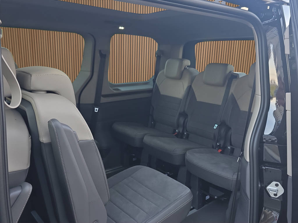 VW Multivan 1.5 TSI eHybrid kurz Style DSG 4motion-image-18