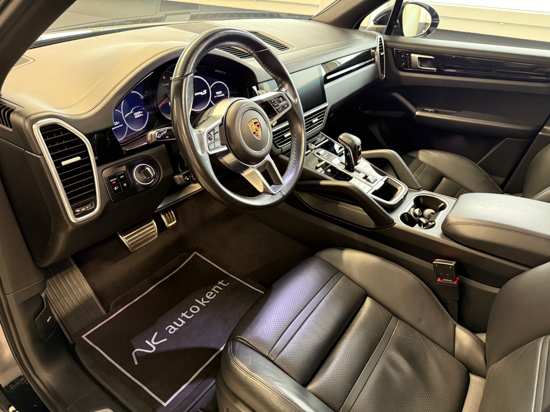 PORSCHE Cayenne S-image-6