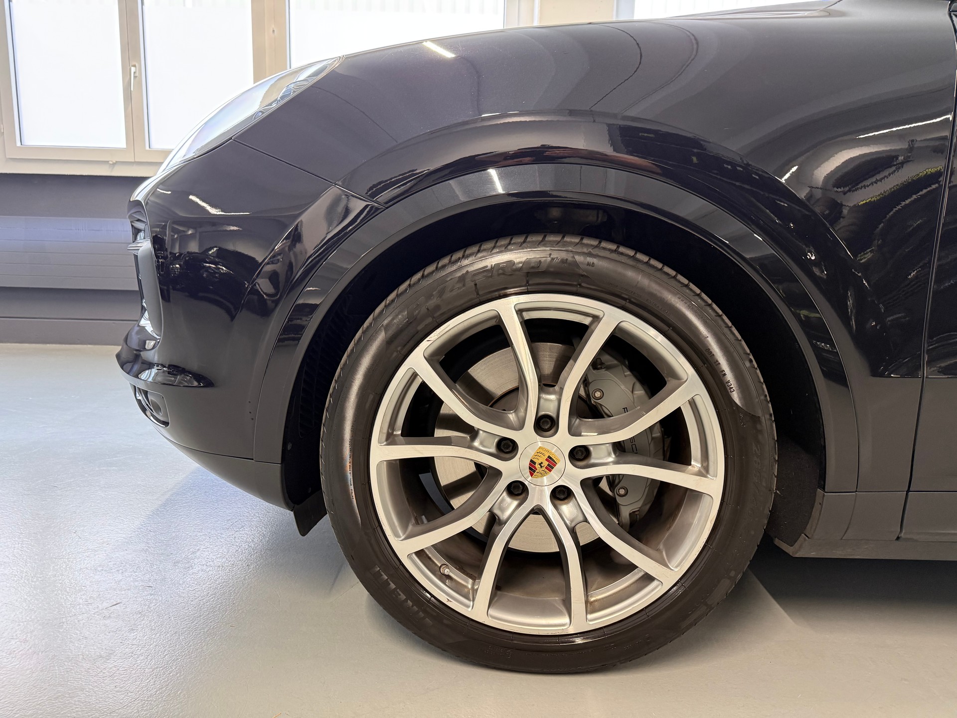 PORSCHE Cayenne S-image-23
