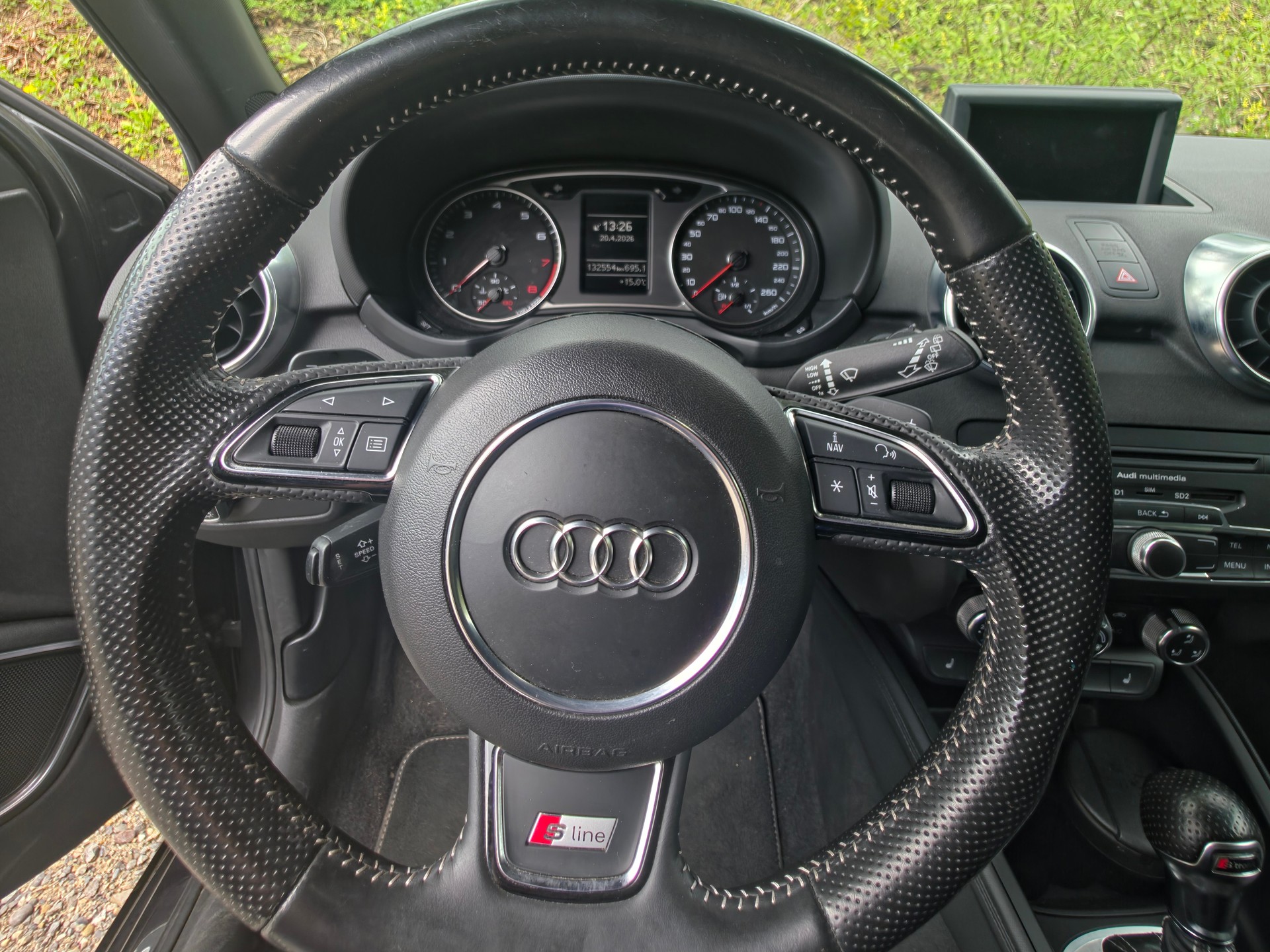 AUDI A1 Sportback Sport 1.4 TFSI Ambition S-tronic-image-6