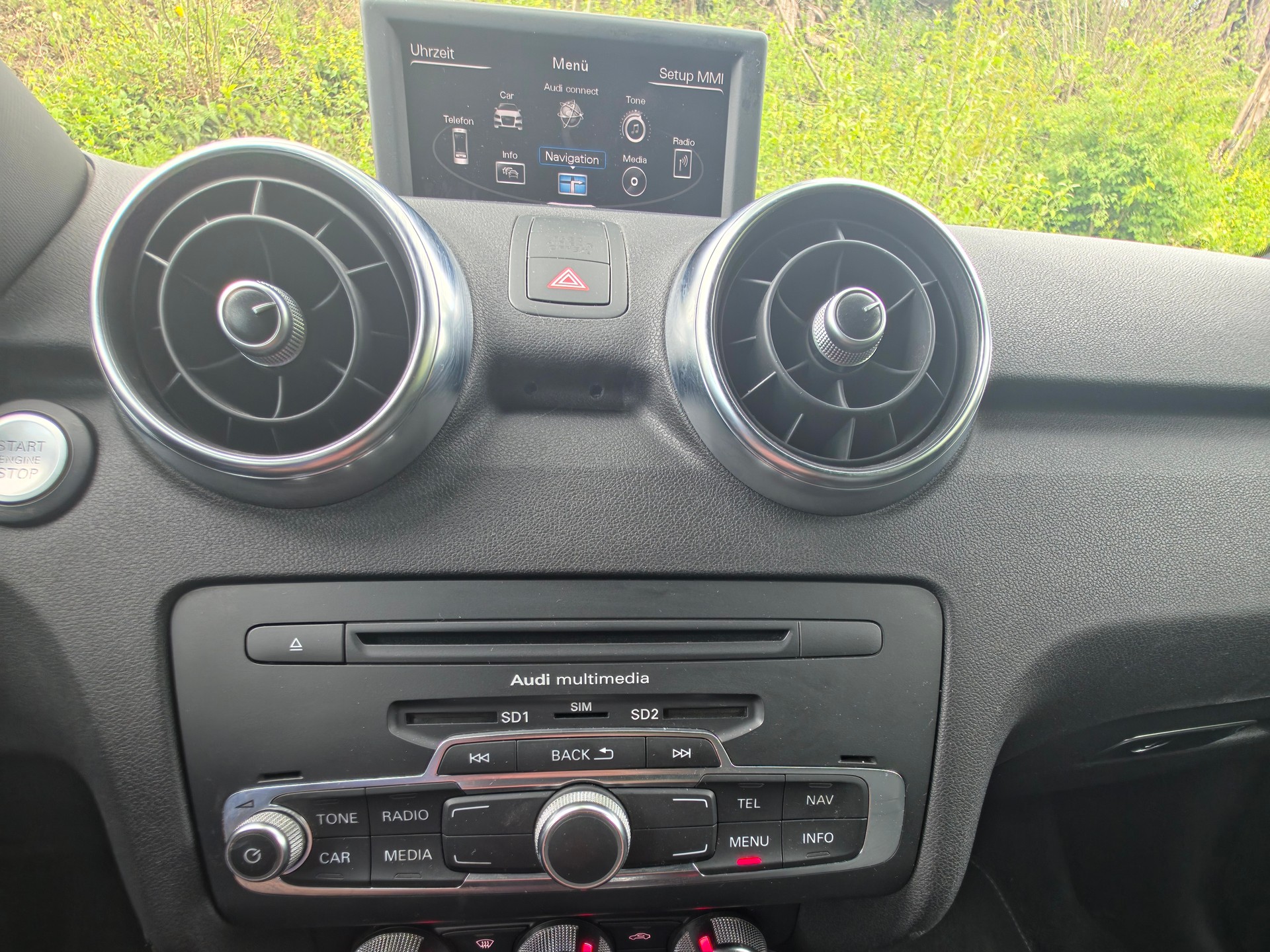 AUDI A1 Sportback Sport 1.4 TFSI Ambition S-tronic-image-8