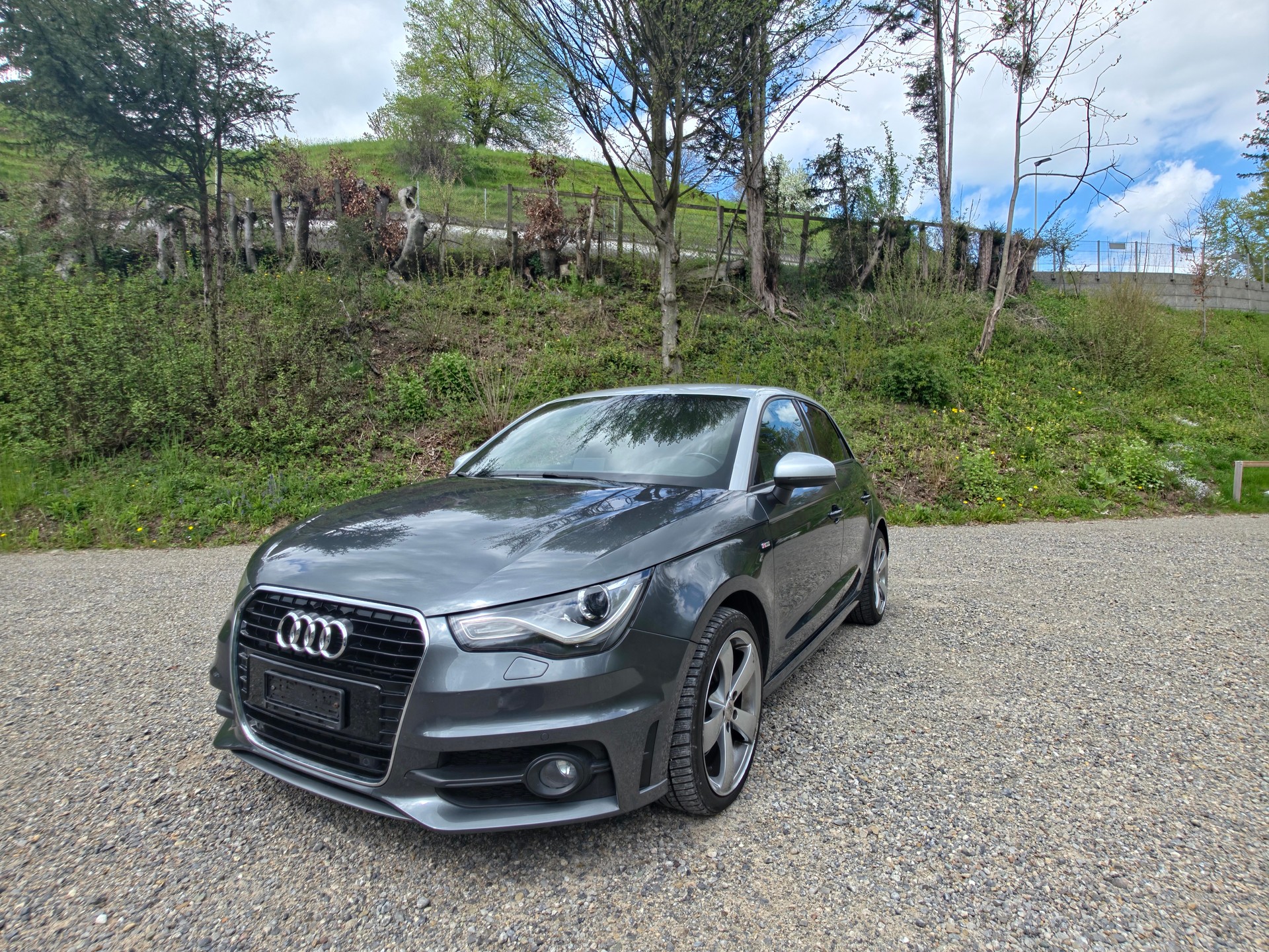 AUDI A1 Sportback Sport 1.4 TFSI Ambition S-tronic-showroom-element-1