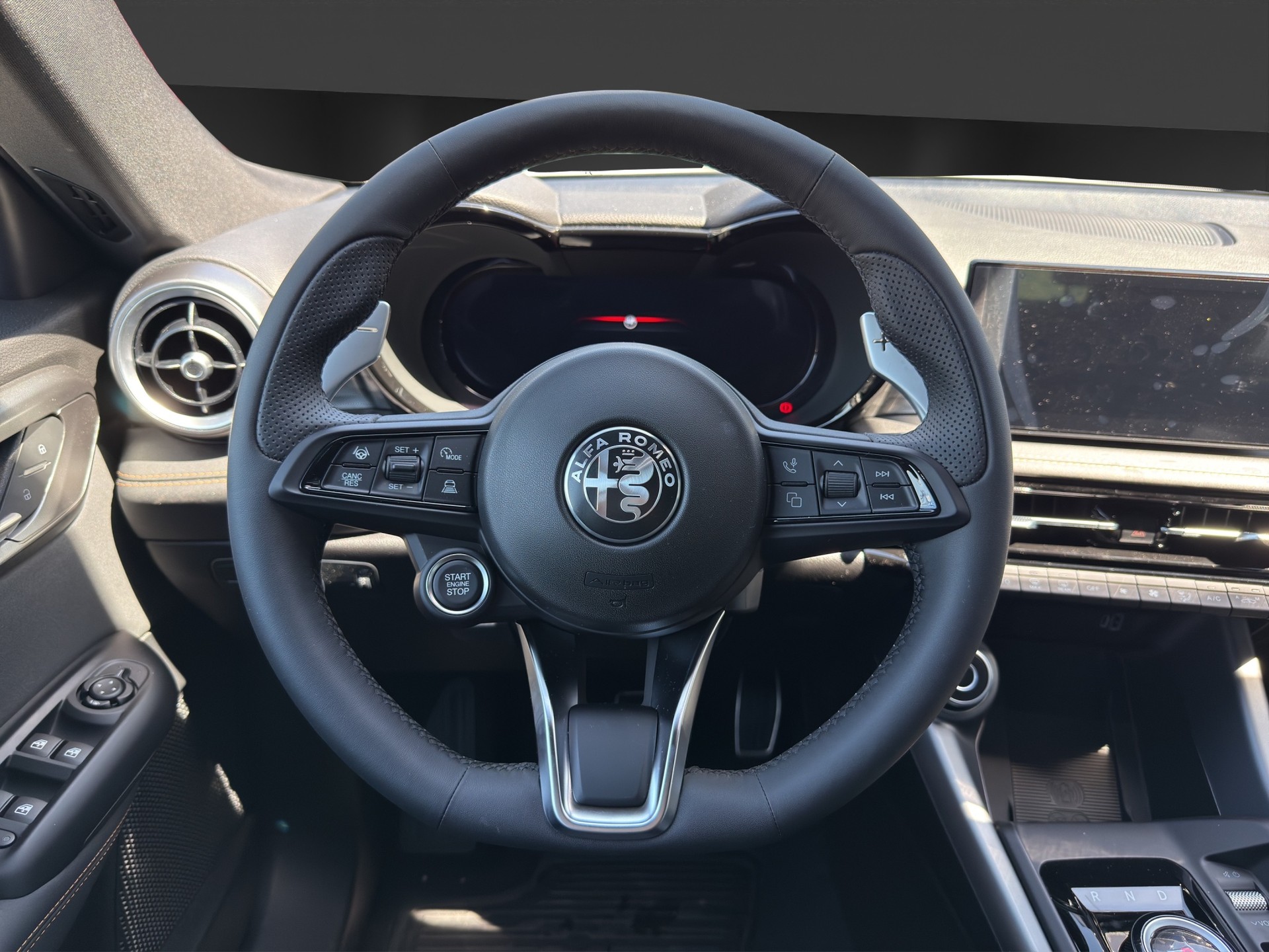 ALFA ROMEO Tonale 1.5 Hybrid Veloce-image-10
