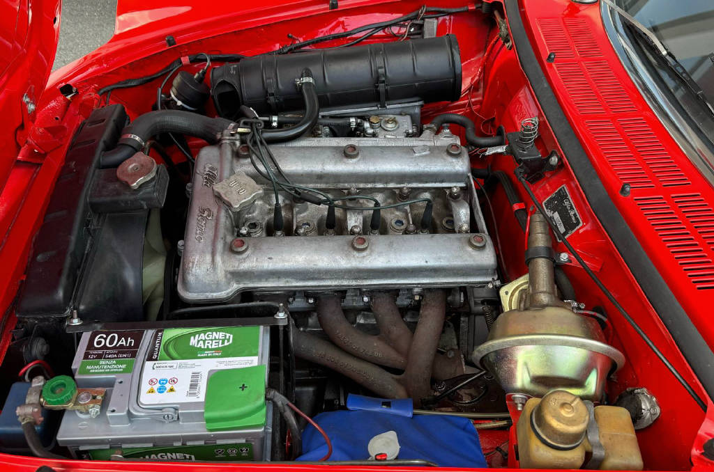 ALFA ROMEO Spider Duetto 1300 Junior-image-13