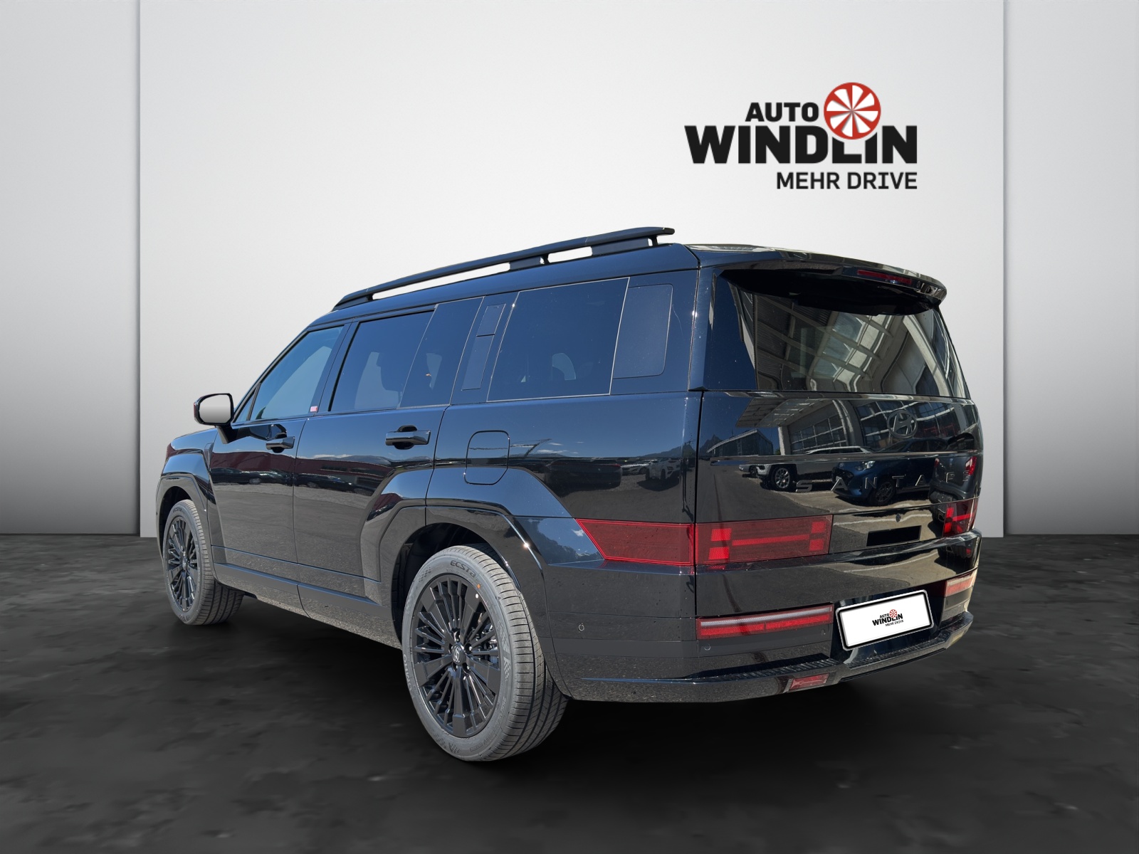 HYUNDAI Santa Fe 1.6 T-GDi HEV Calligraphy Swiss Edition MY26-showroom-element-2