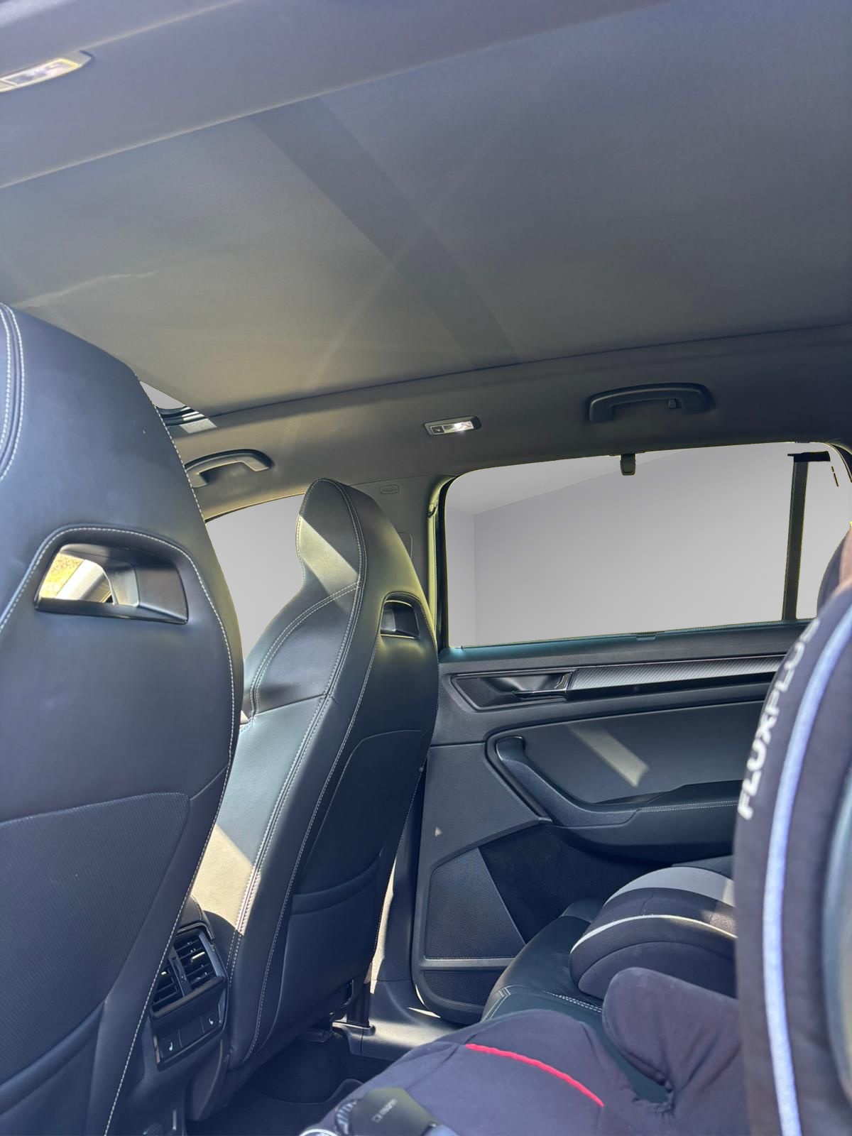SKODA Kodiaq 2.0 TDI SCR SportLine 4x4 DSG-image-5