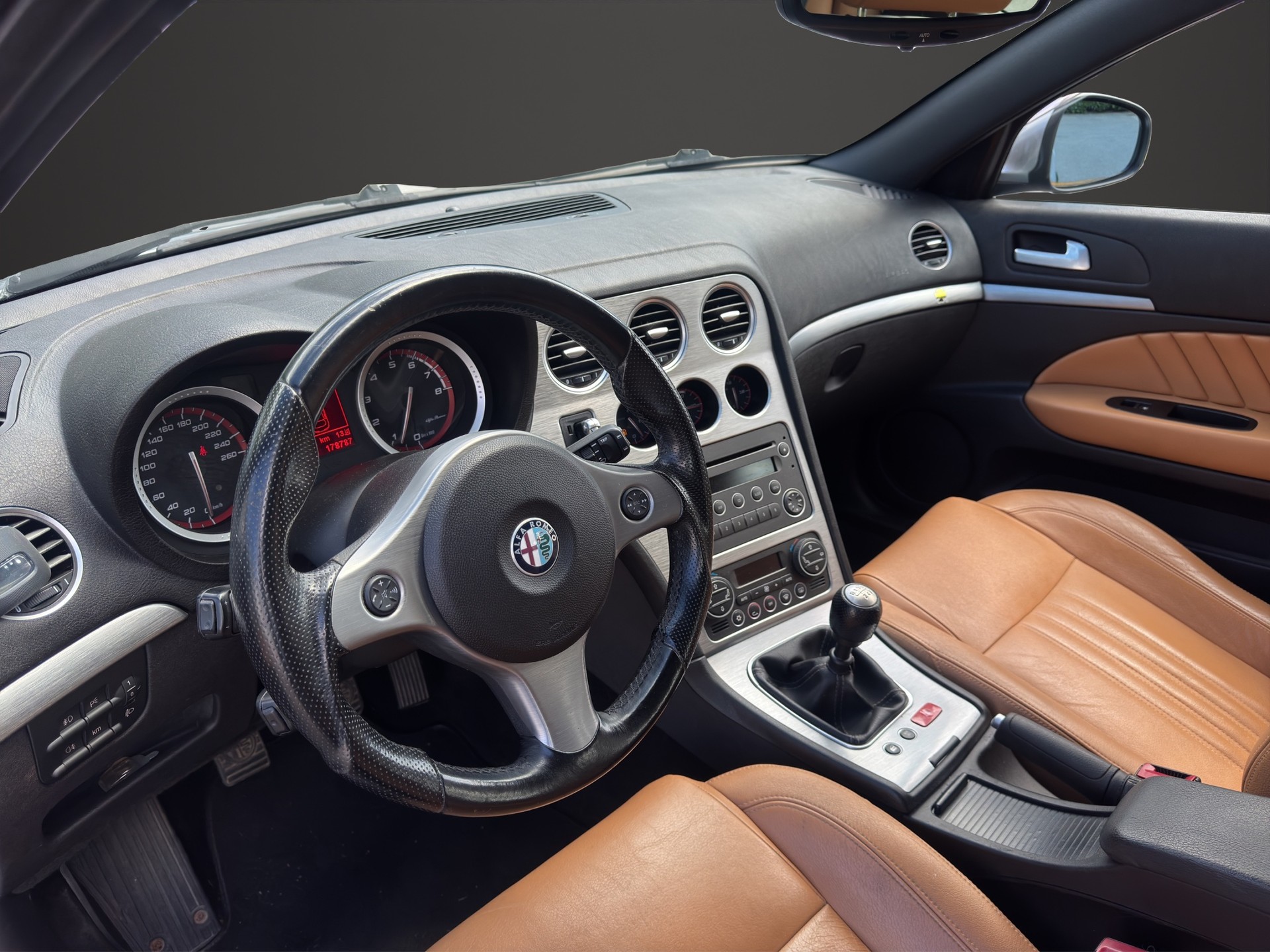 ALFA ROMEO 159 Sportwagon 1.8 TBi-image-11