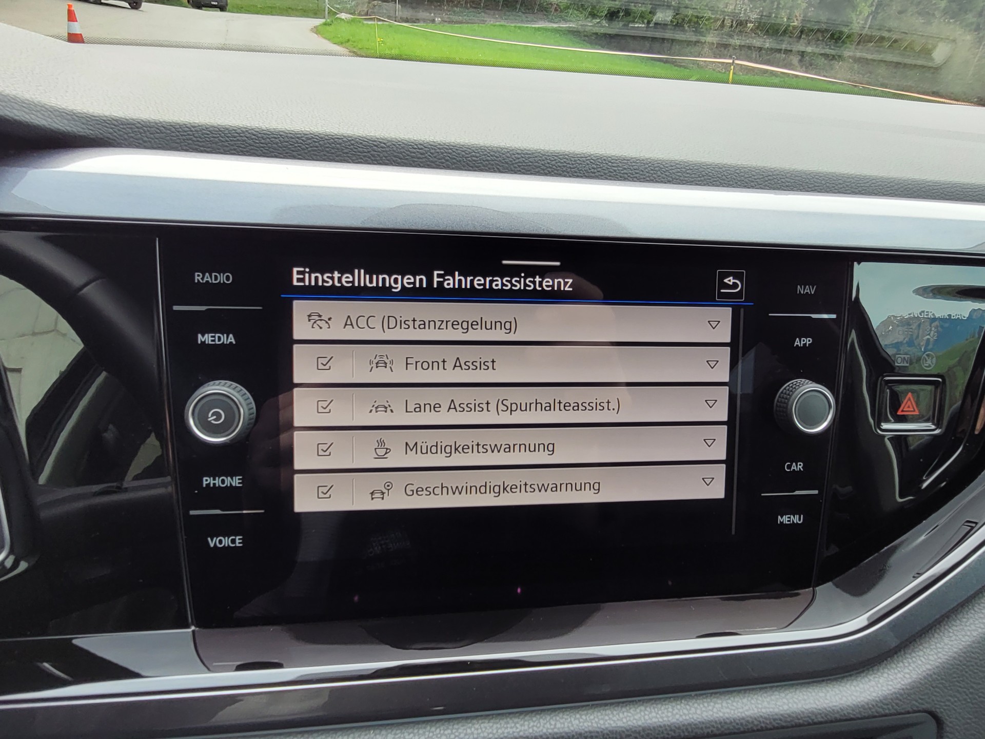 VW Polo 1.0 TSI Style DSG *Rückfahrkamera+Navigation*-image-12