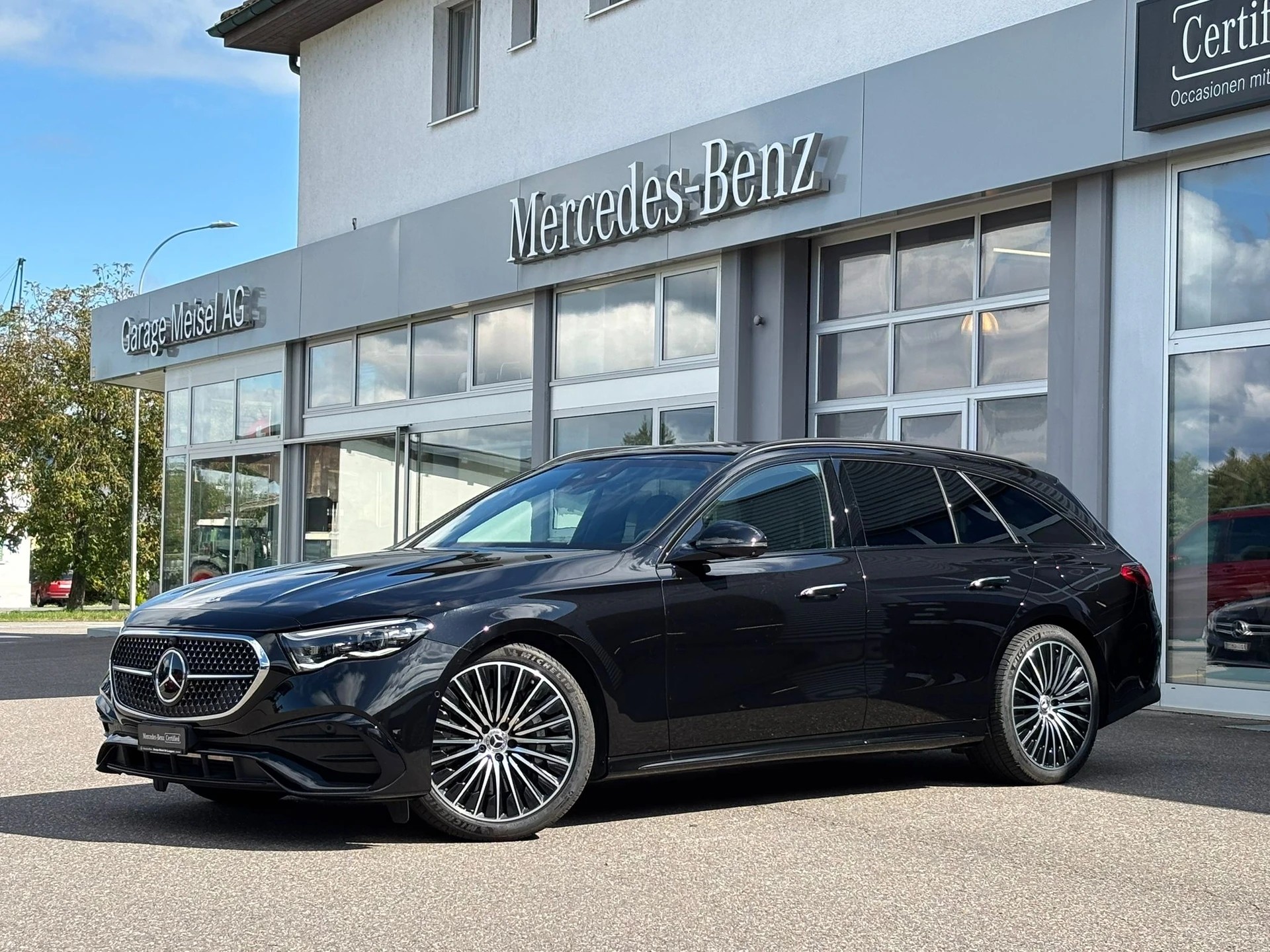 MERCEDES-BENZ E 300 de AMG Line 4matic
