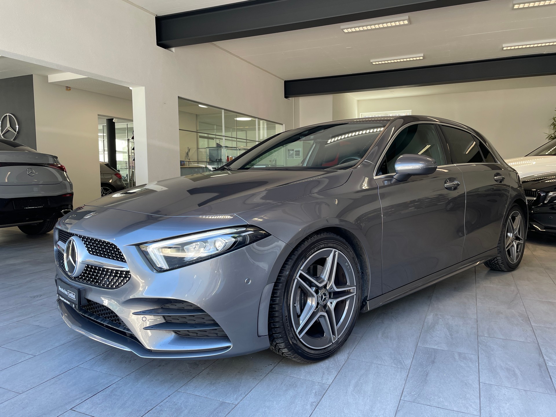 MERCEDES-BENZ A 200 AMG Line 7G-DCT
