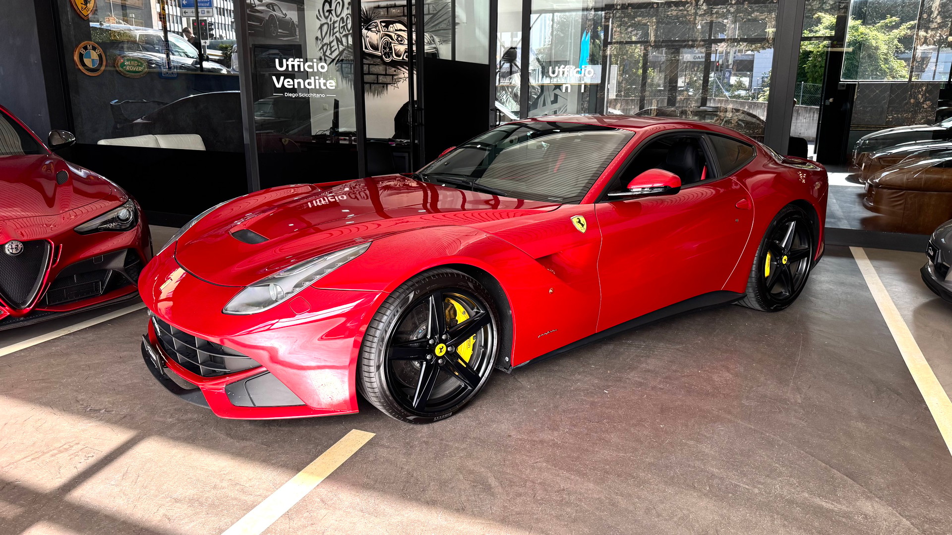 FERRARI F12 Berlinetta