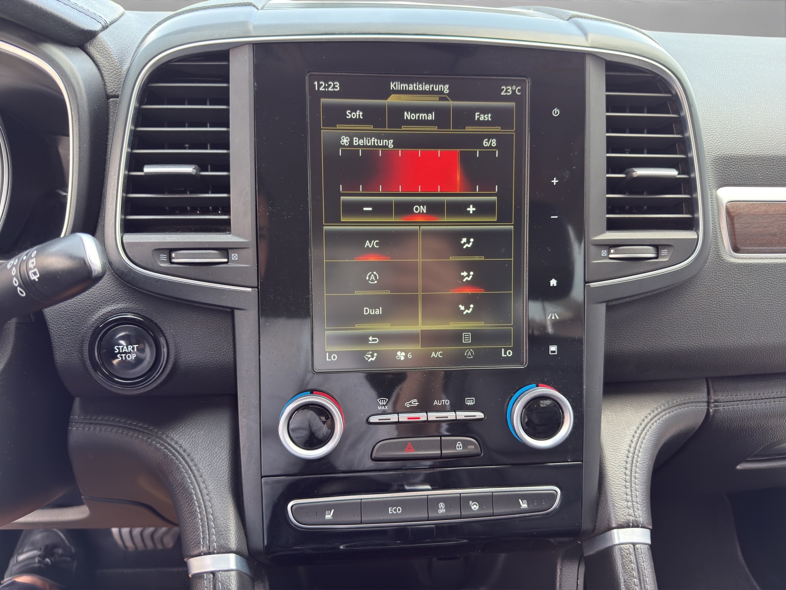 RENAULT Koleos 2.0 dCi Intens 4x4 Xtronic CVT-image-15
