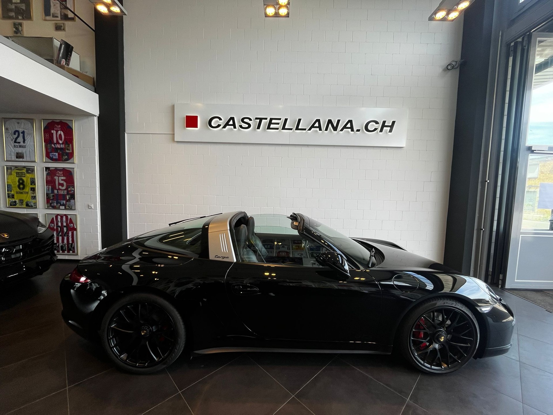 PORSCHE 911 Targa 4 GTS PDK-image-6
