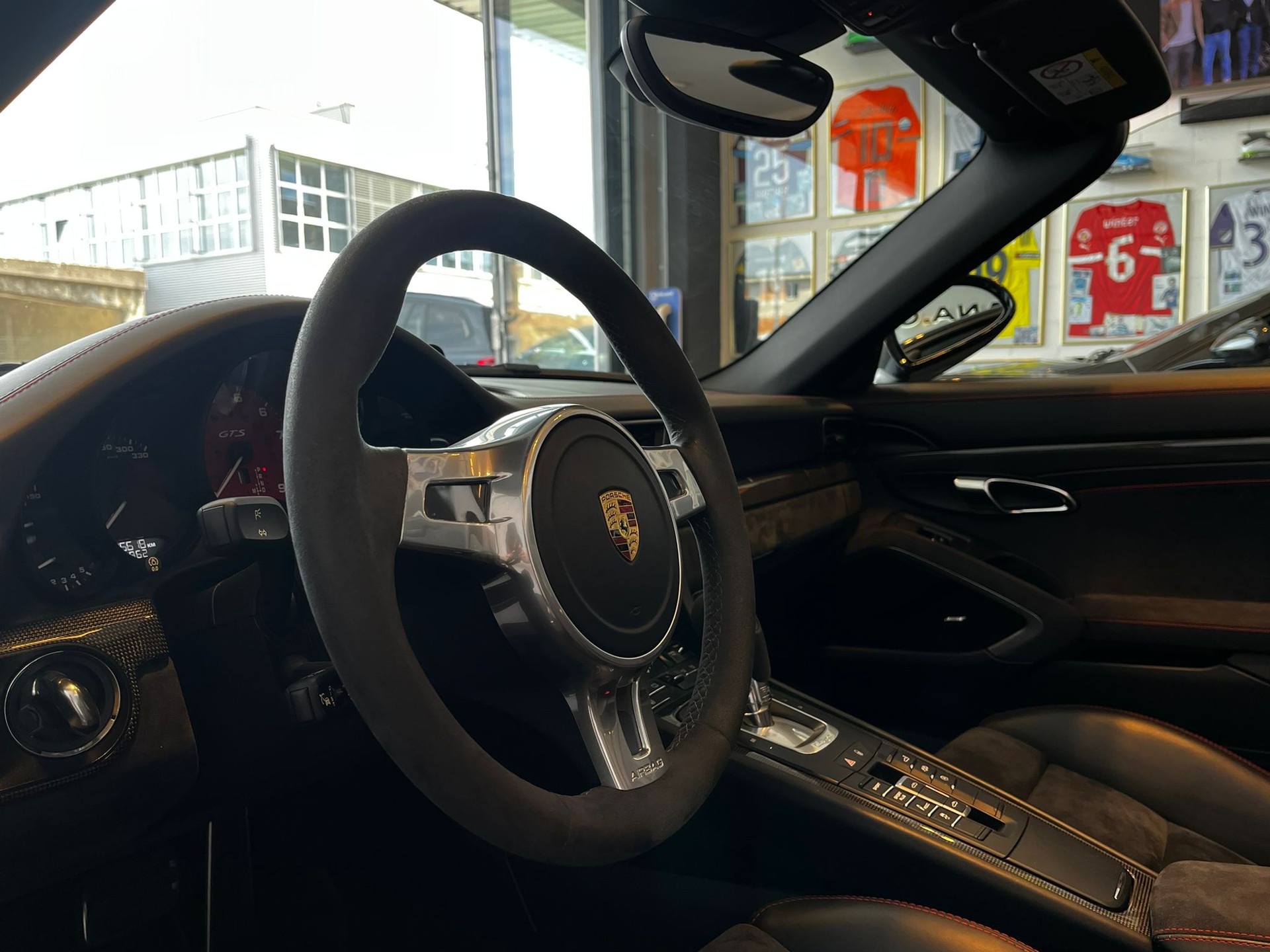PORSCHE 911 Targa 4 GTS PDK-image-20