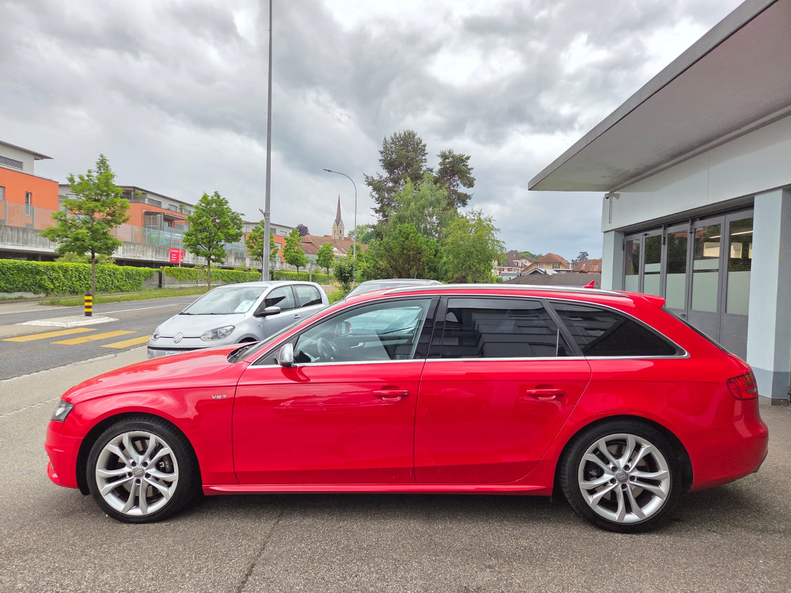 AUDI S4 Avant 3.0 TFSI quattro S-tronic-image-1