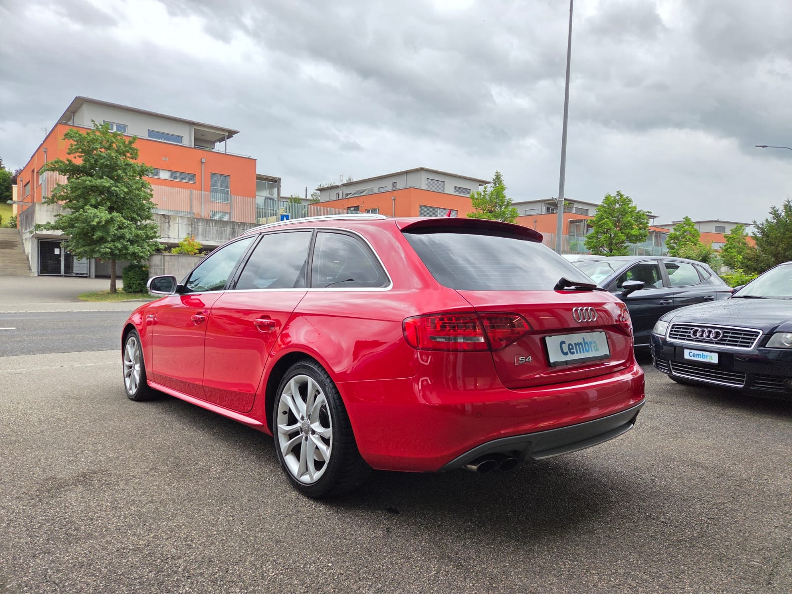 AUDI S4 Avant 3.0 TFSI quattro S-tronic-image-2