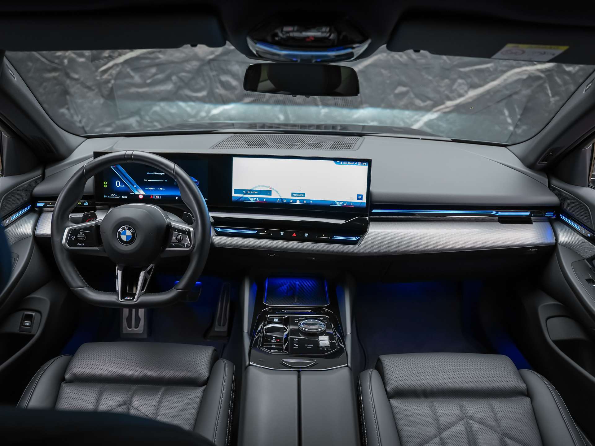 BMW 520i M Sport Steptronic *El. Sitze mit Memory*Abstandsregler*Sitzheizung*-image-18