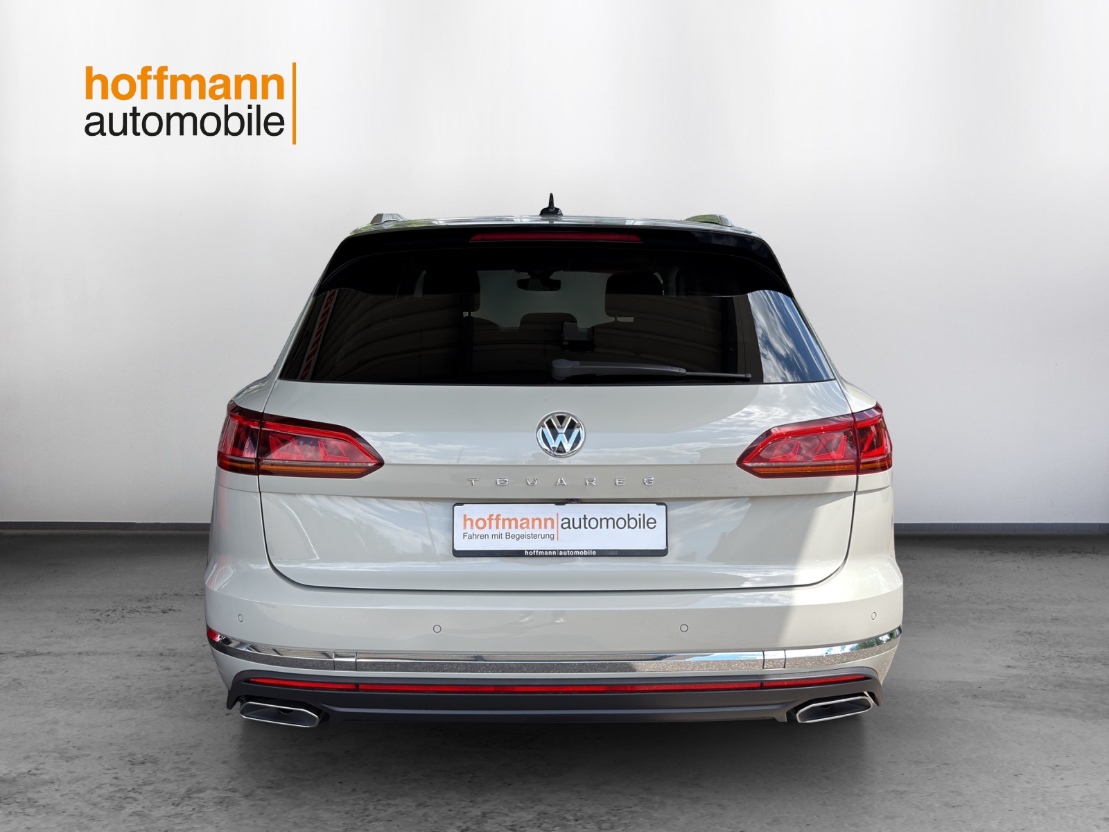 VW Touareg 3.0 TDI Elegance Tiptronic-showroom-element-3
