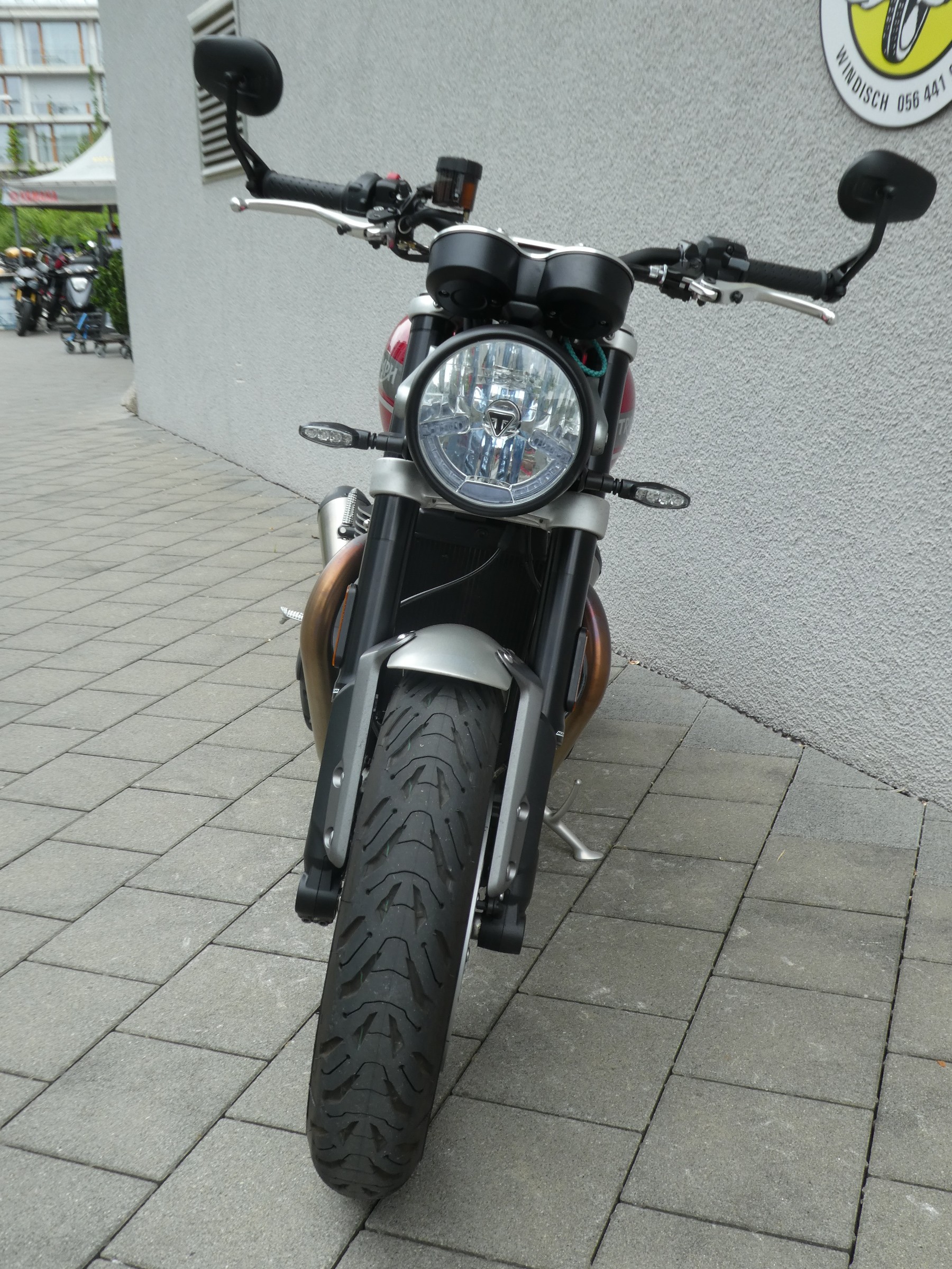 TRIUMPH Speed Twin 1200-image-4