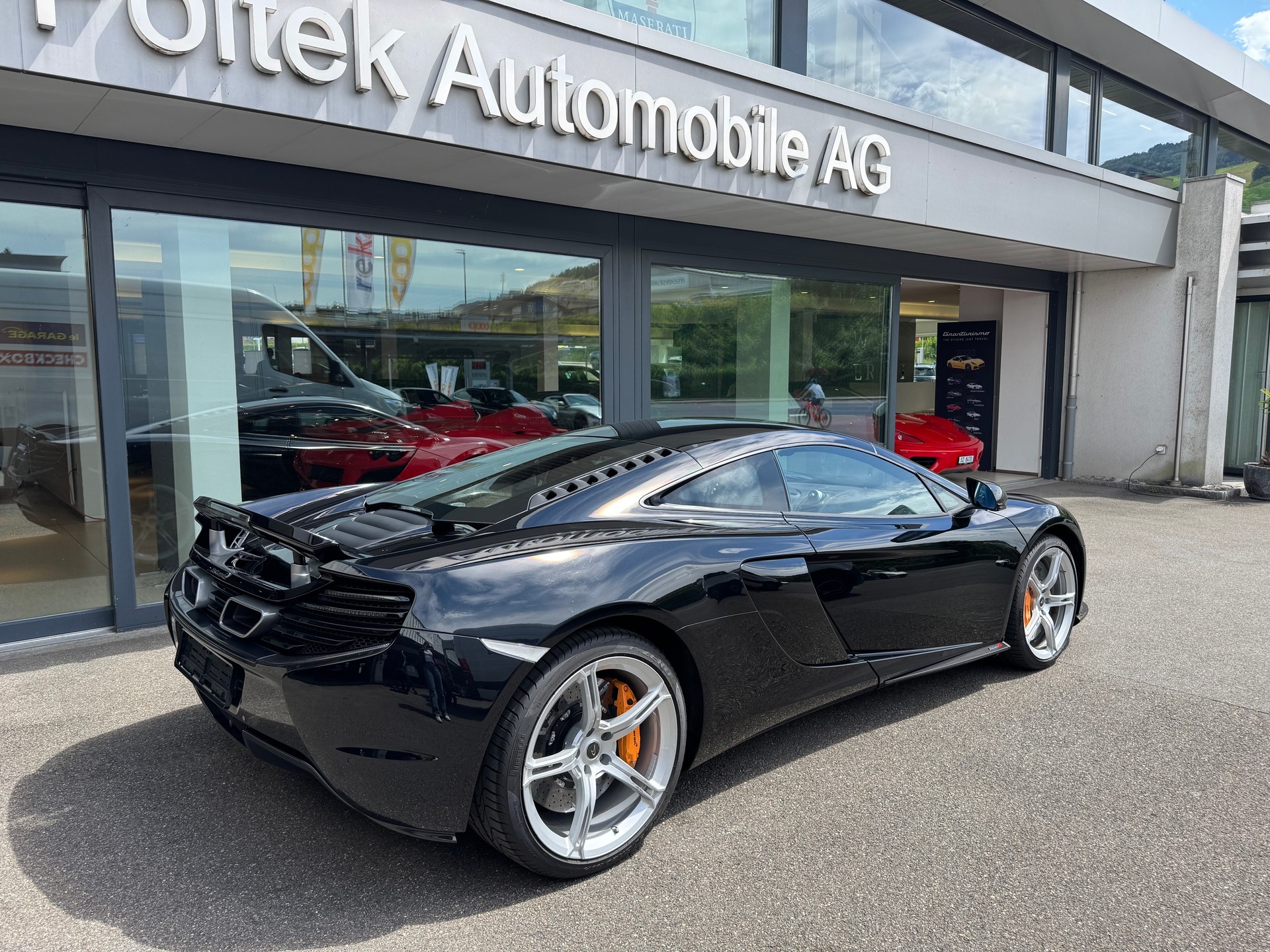 McLAREN 650S Coupé 3.8 V8-showroom-element-2