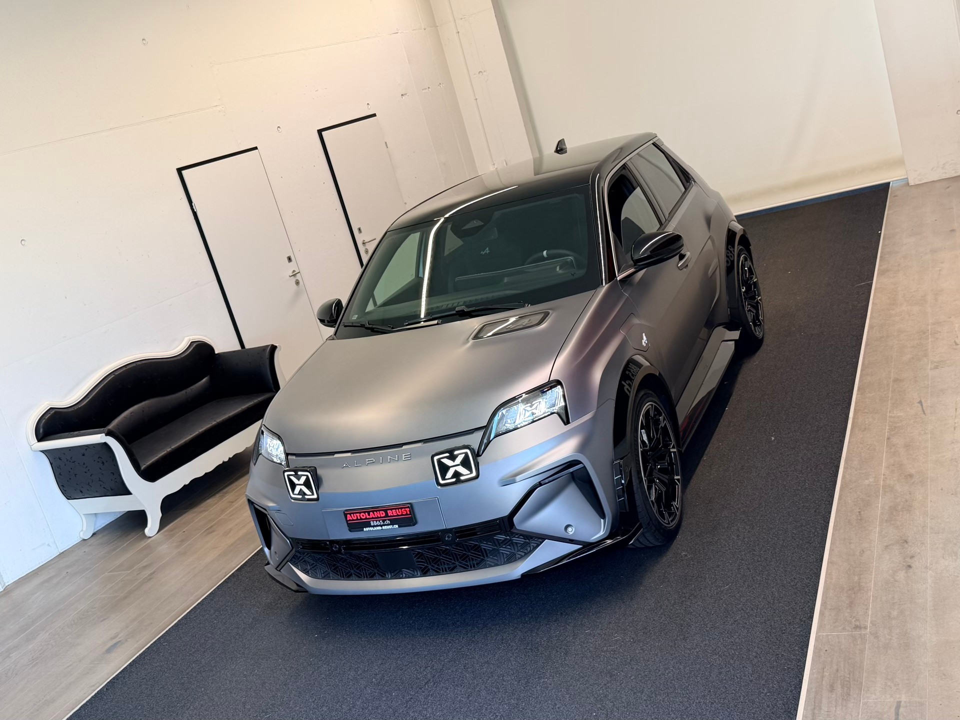 ALPINE A290 180 52kWh GT-showroom-element-3