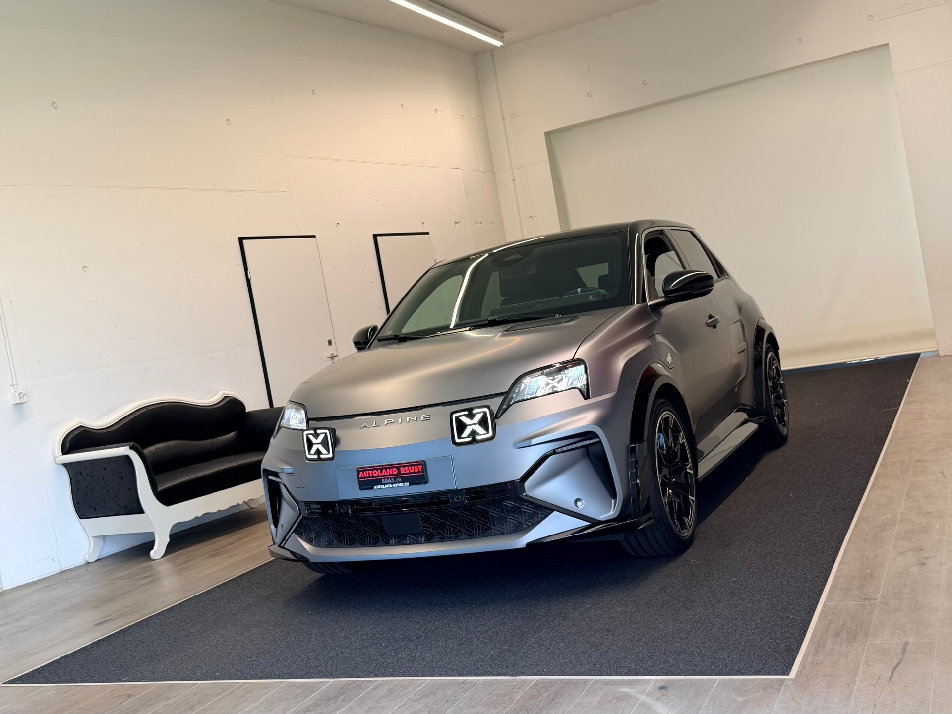 ALPINE A290 180 52kWh GT-showroom-element-2