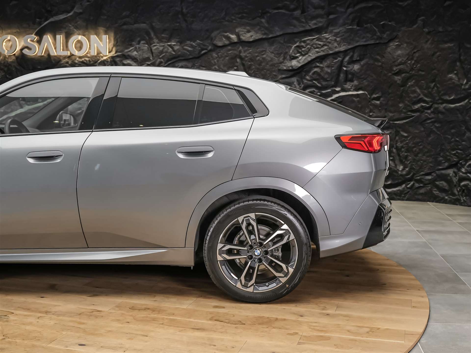 BMW X2 sDrive 20i M Sport *Werksgarantie*El. Sitze mit Memory*Lenkradheizung*-image-16