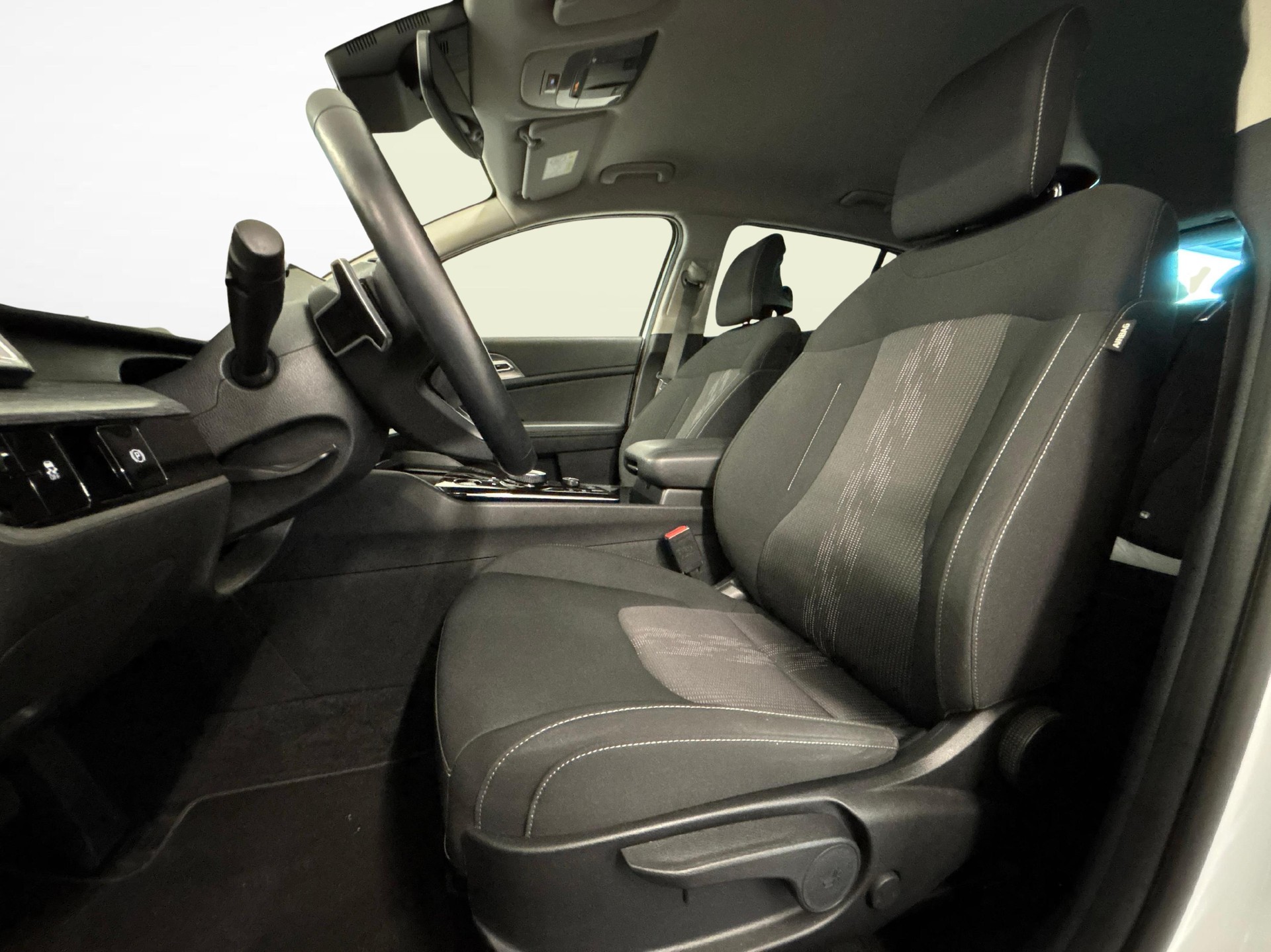 KIA Sportage 1.6 T-GDi Power Edition-image-9